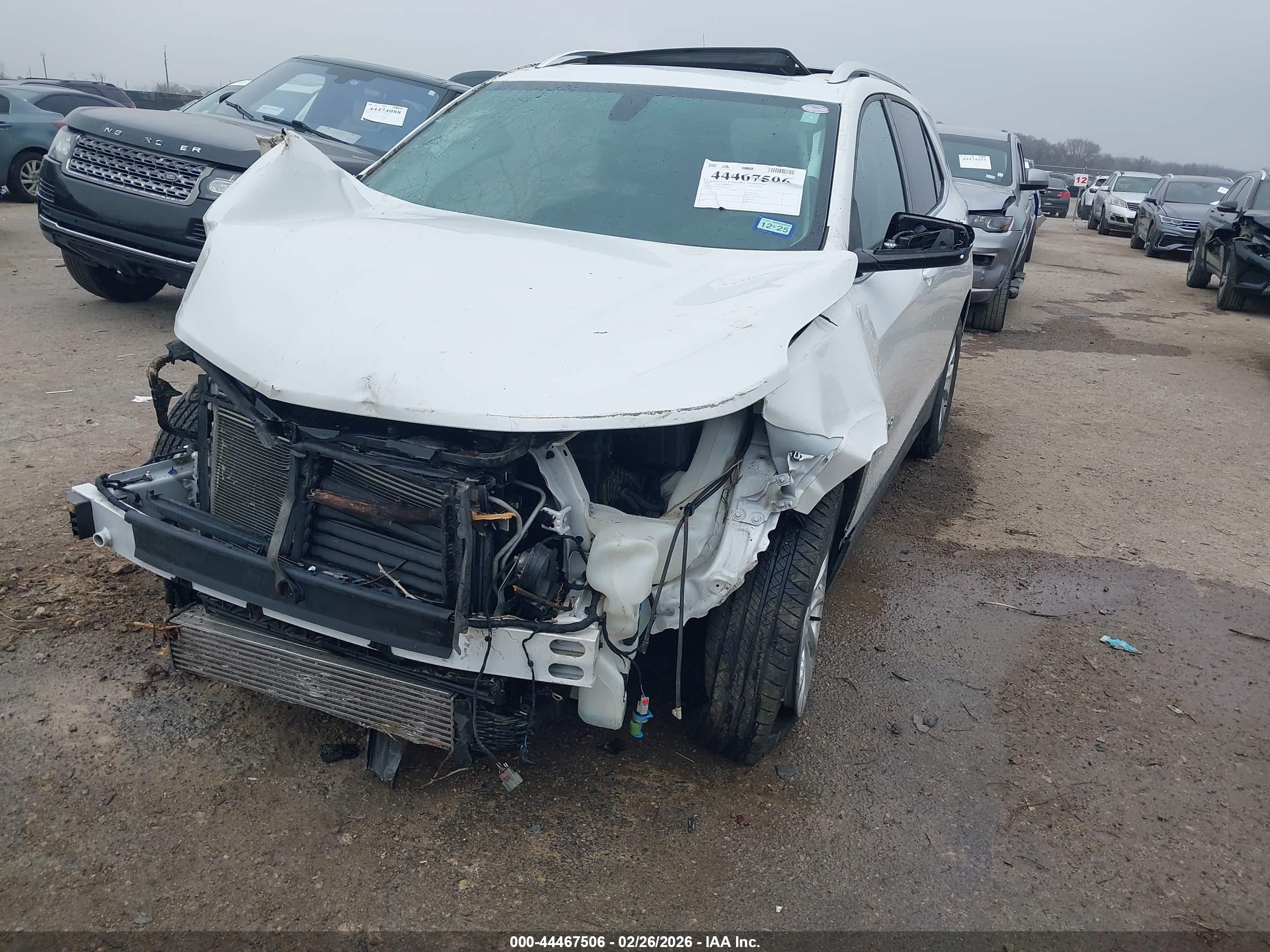 CHEVROLET EQUINOX image 2