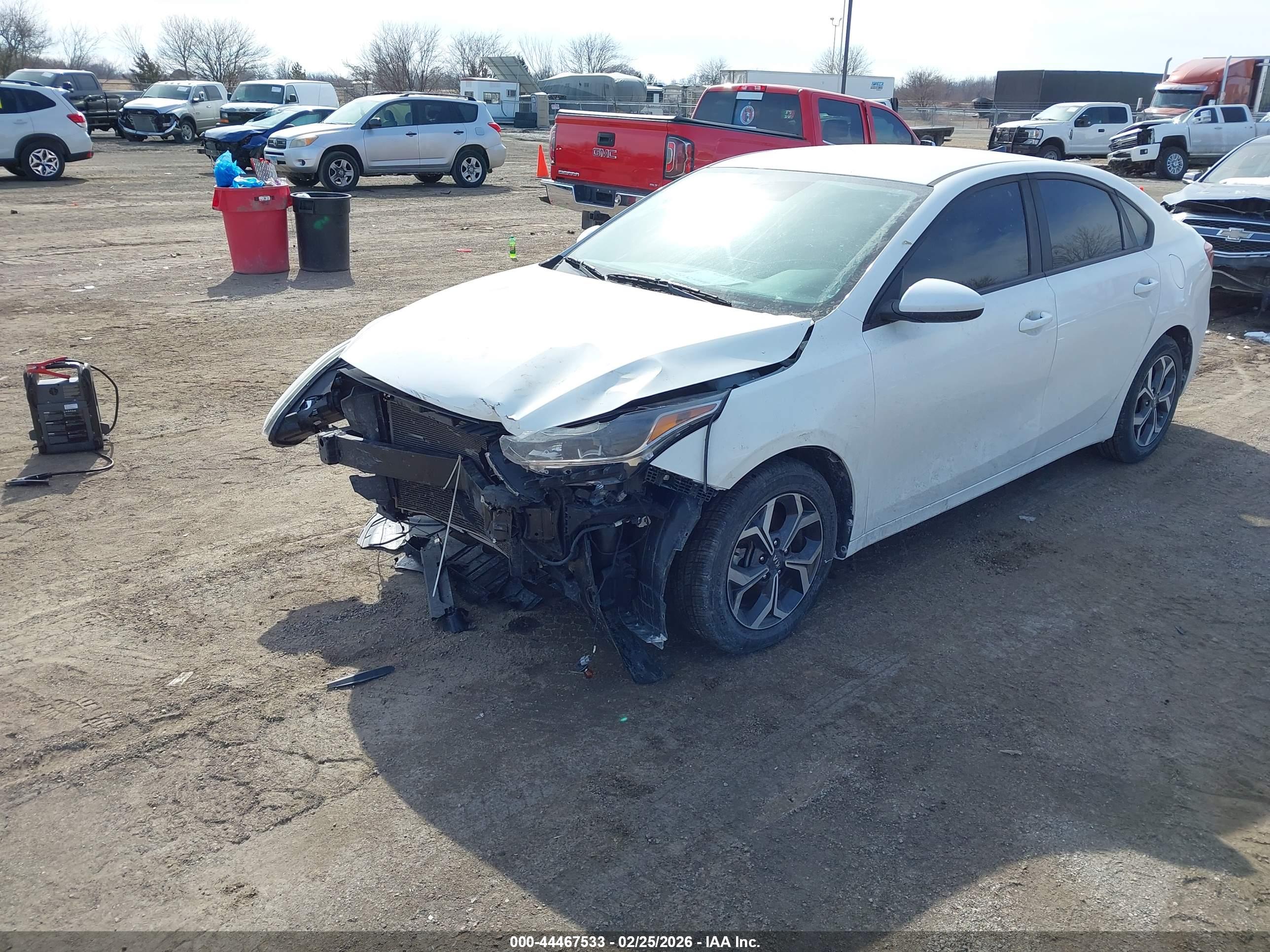 KIA FORTE image 2