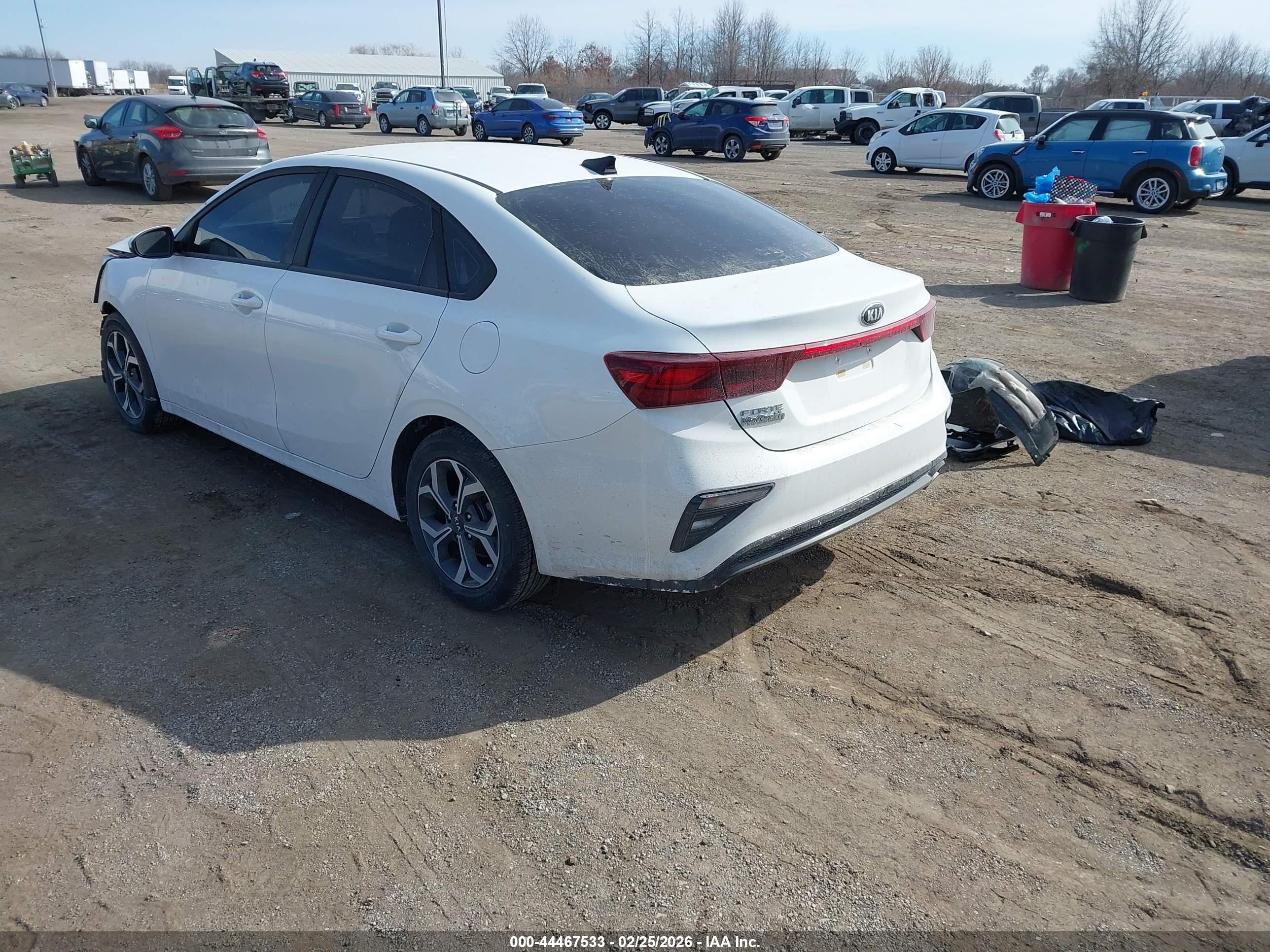 KIA FORTE image 3
