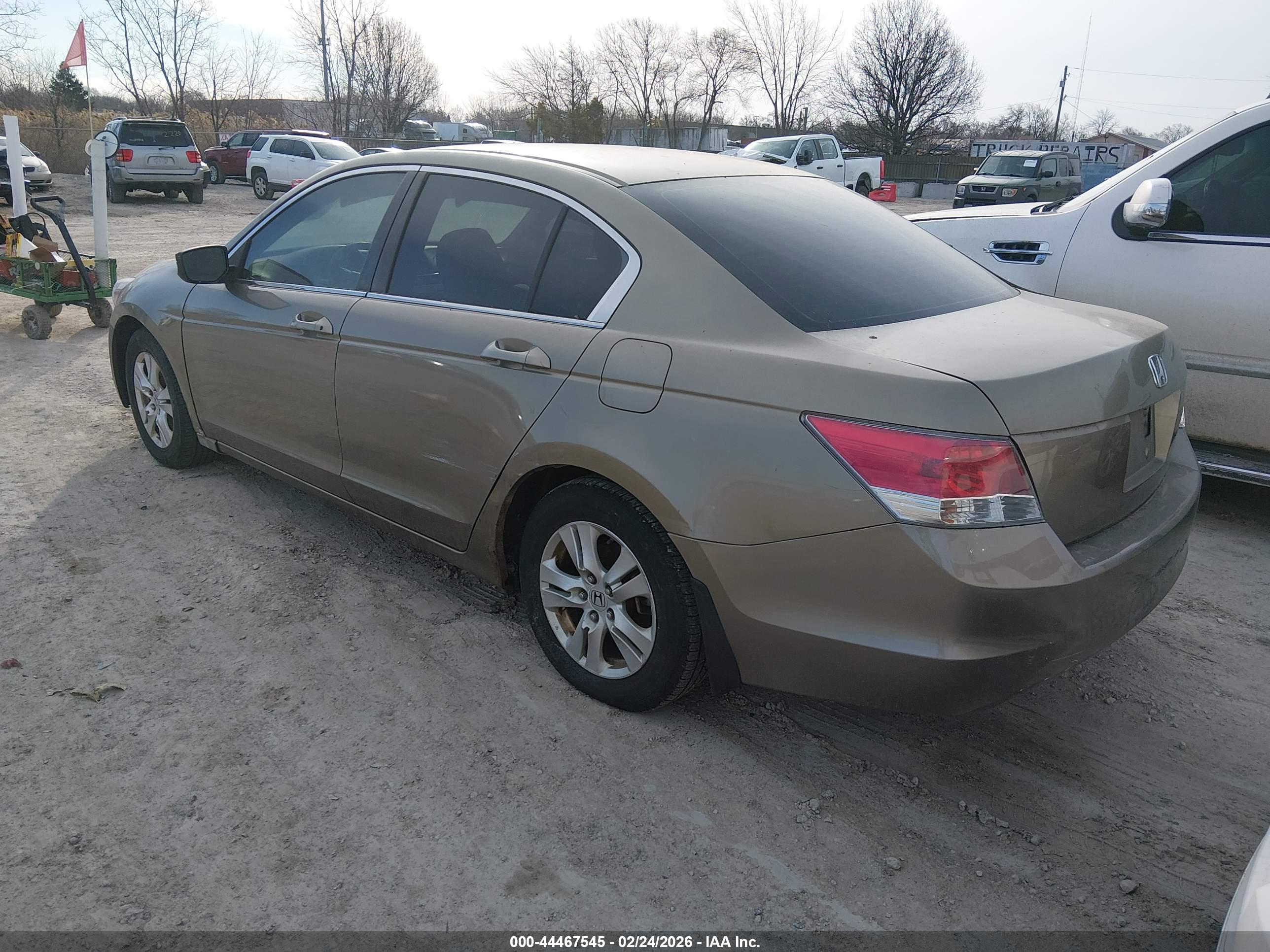 HONDA ACCORD image 3