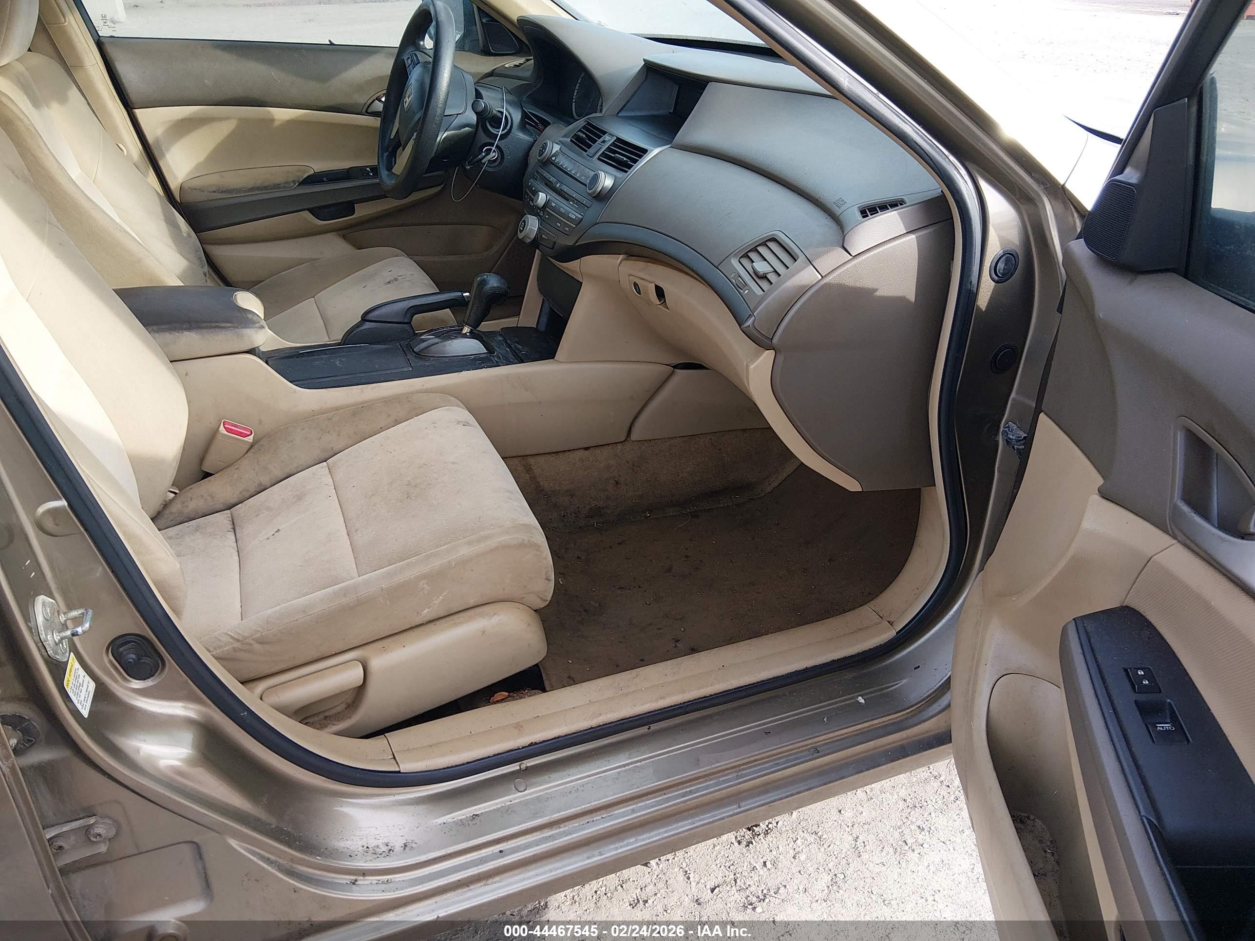 HONDA ACCORD image 5