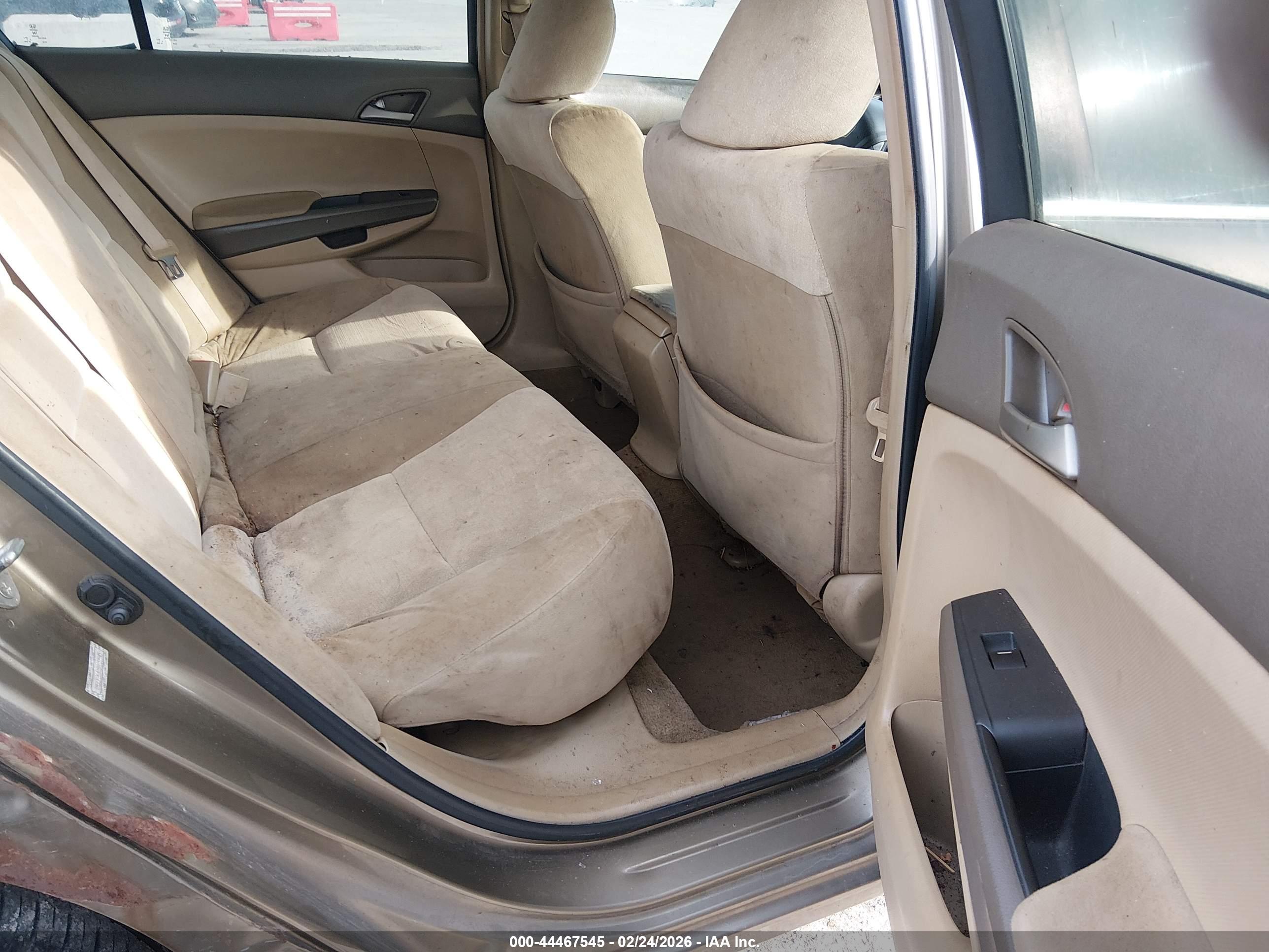 HONDA ACCORD image 8