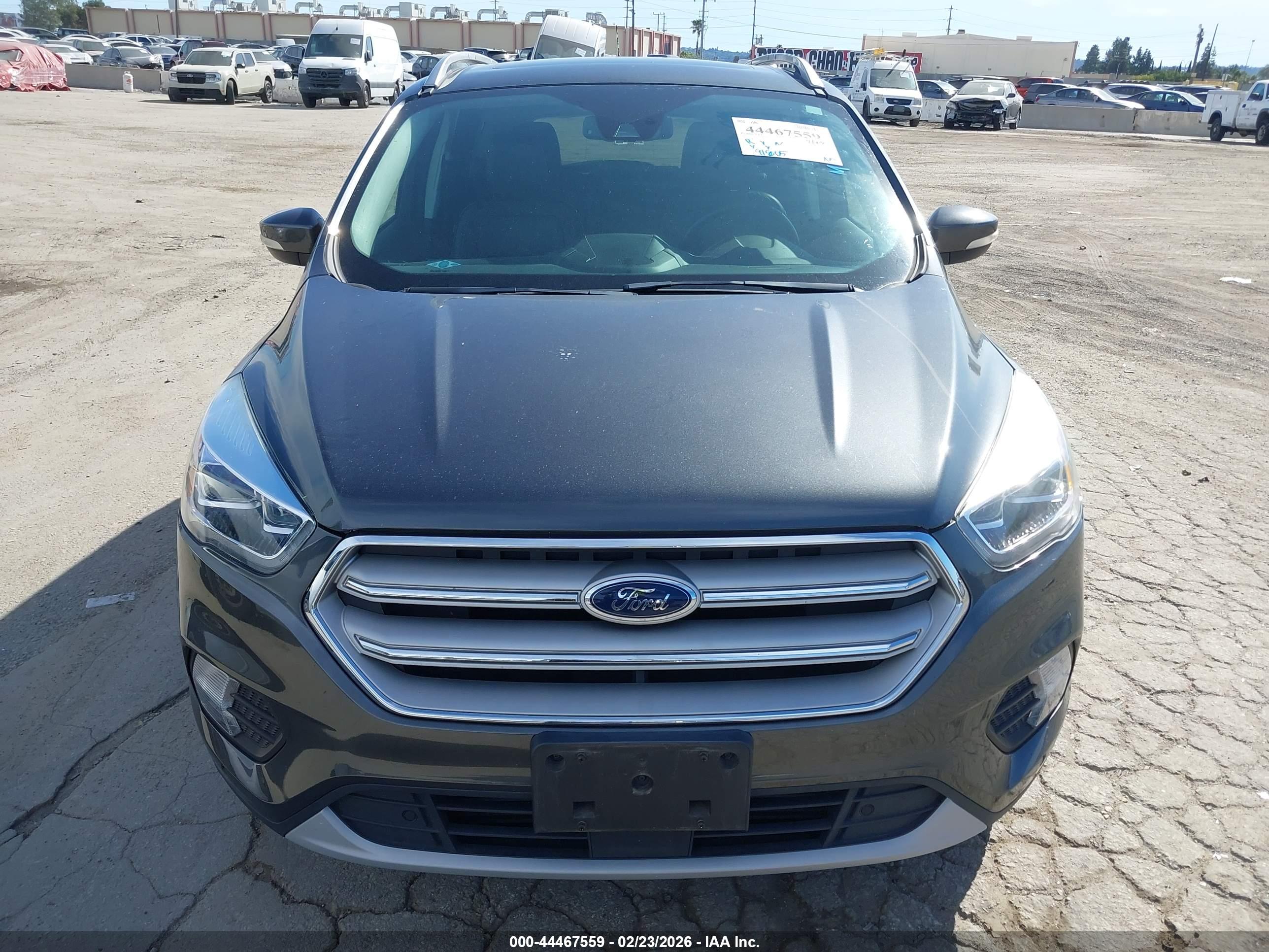 FORD ESCAPE image 6