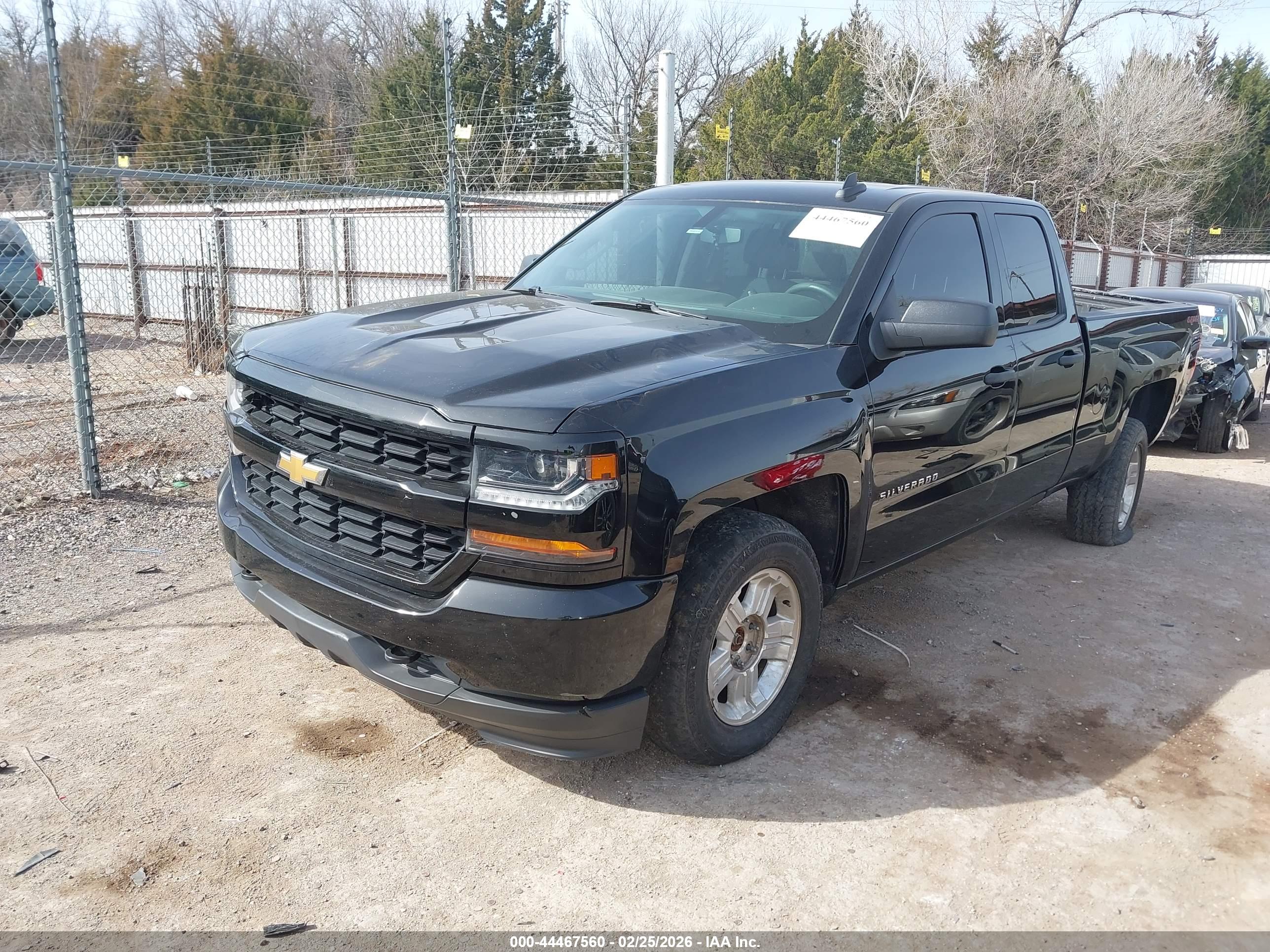 CHEVROLET SILVERADO image 2