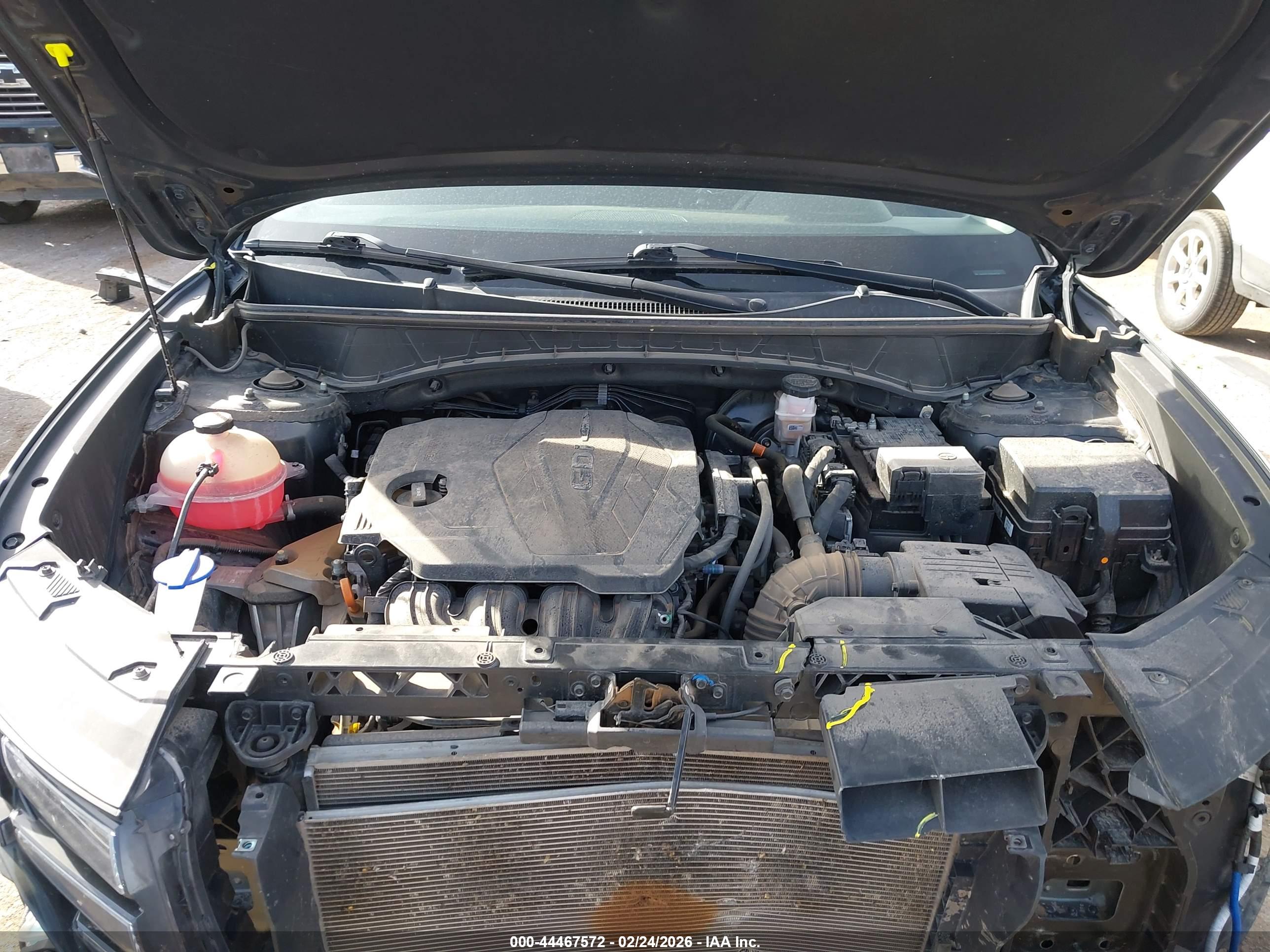 HYUNDAI TUCSON image 10