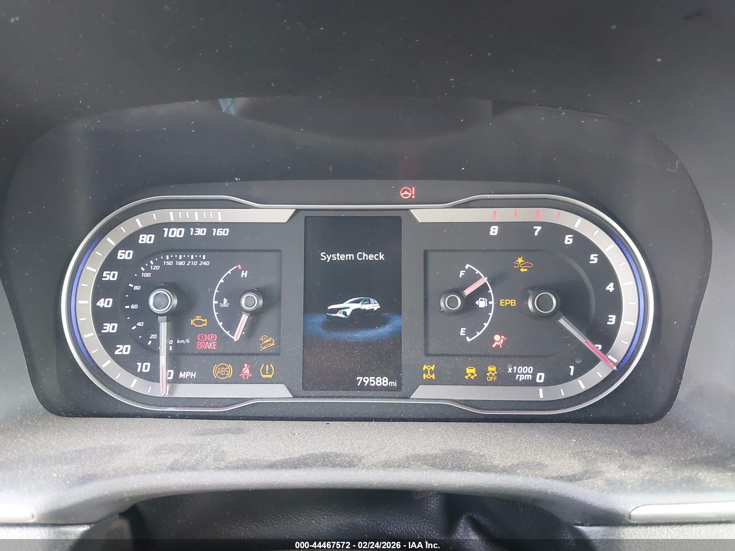 HYUNDAI TUCSON image 7