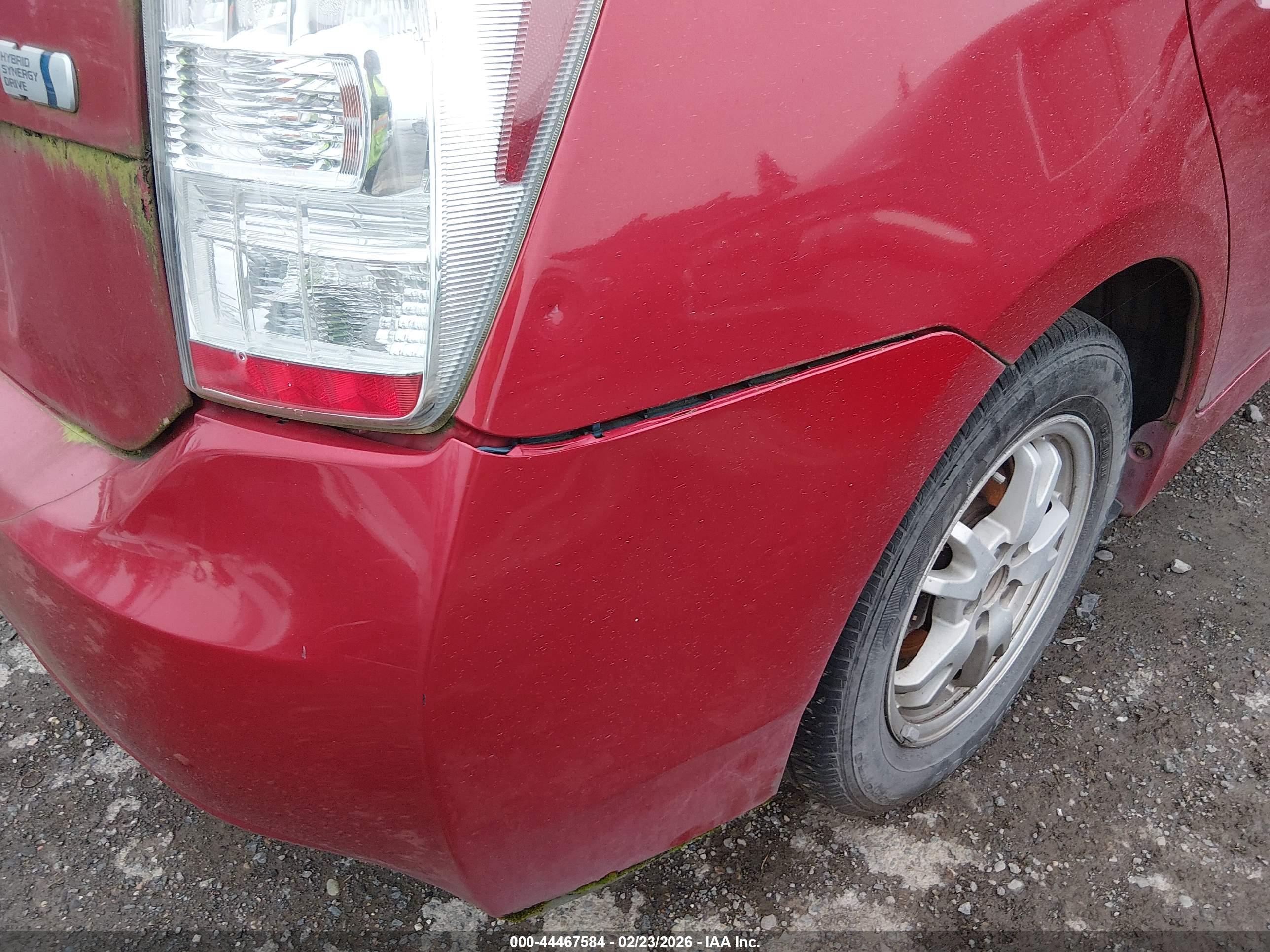 TOYOTA PRIUS image 6