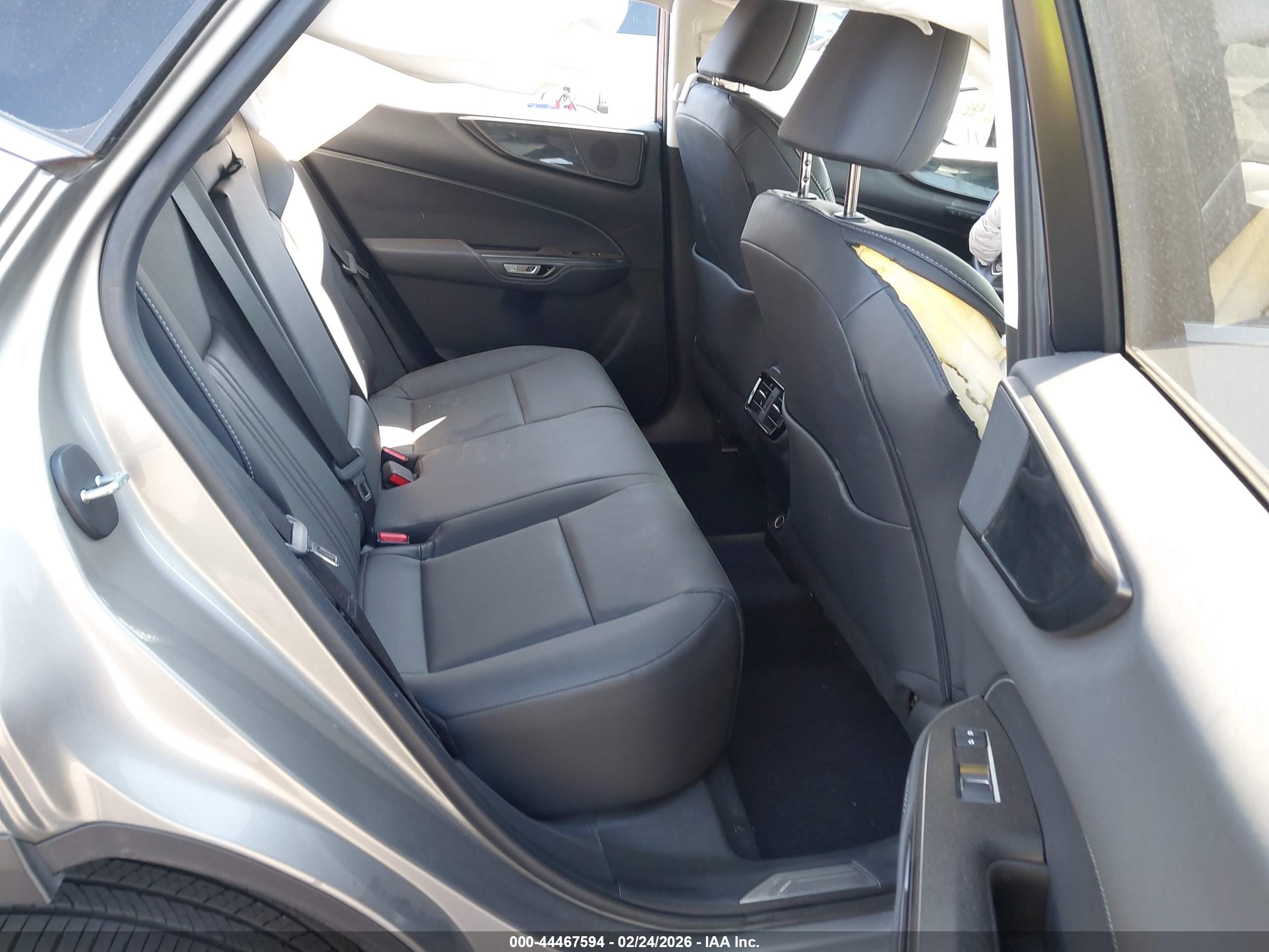 LEXUS NX image 8