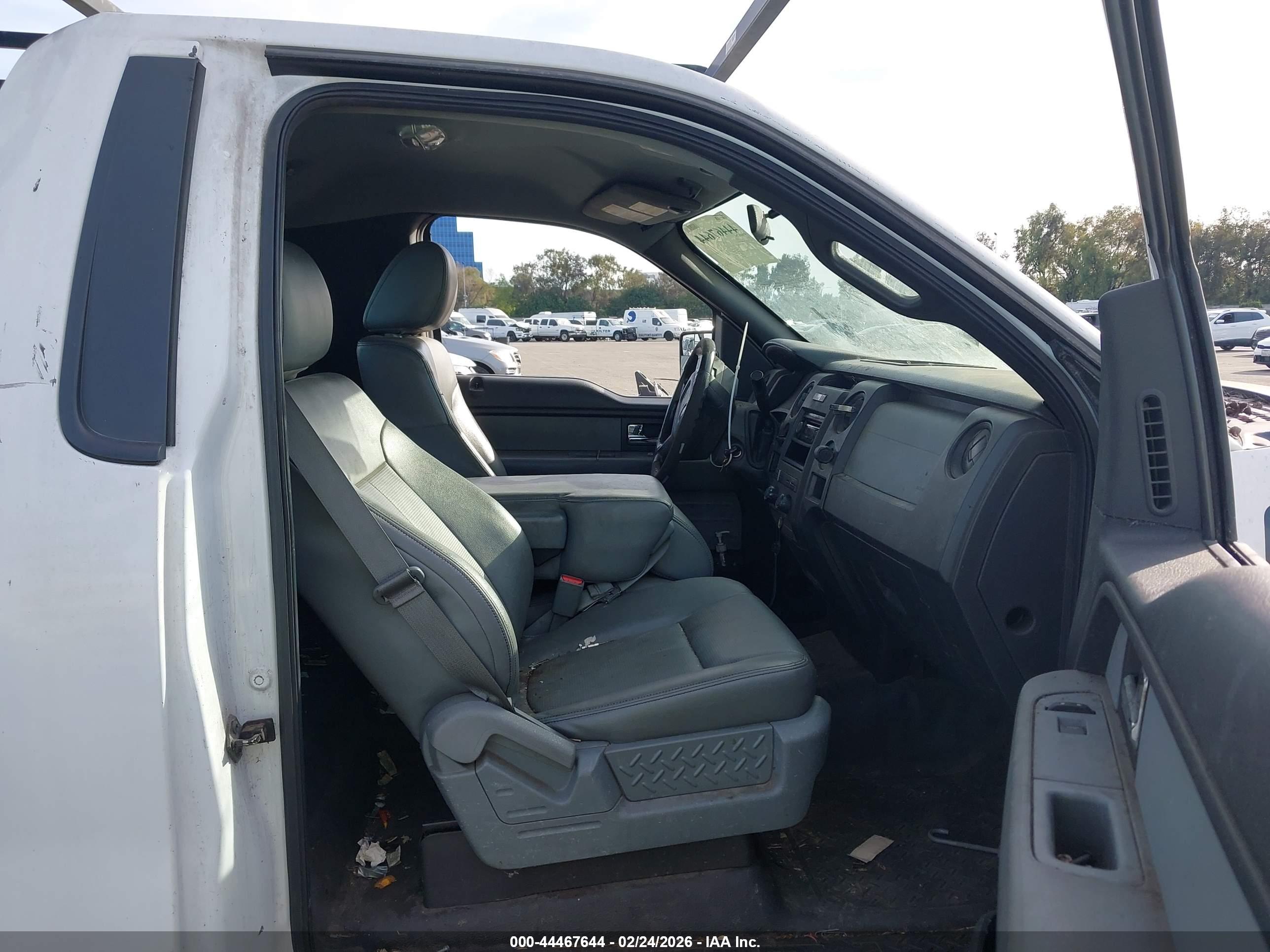 FORD F-150 image 8