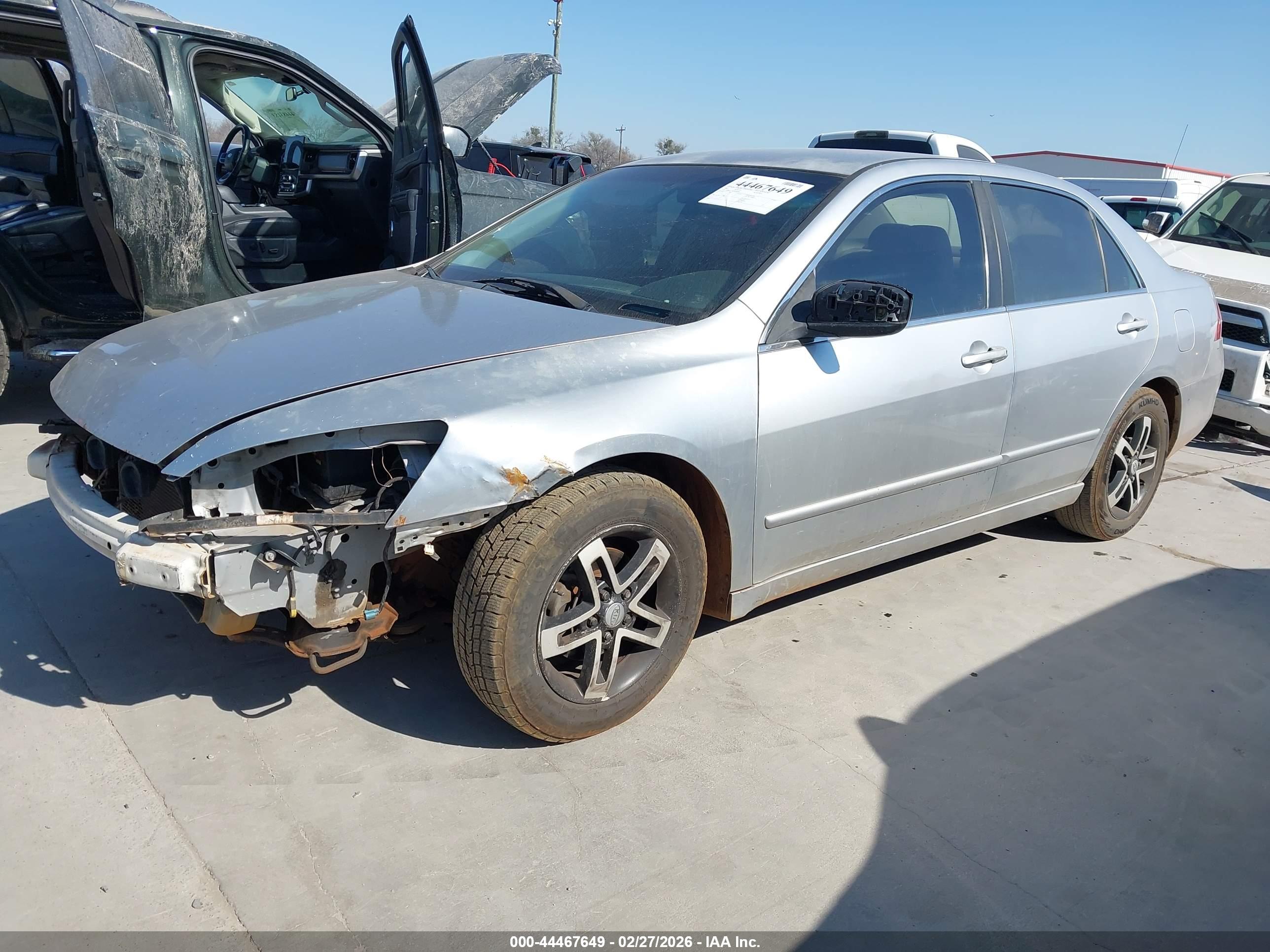 HONDA ACCORD image 2