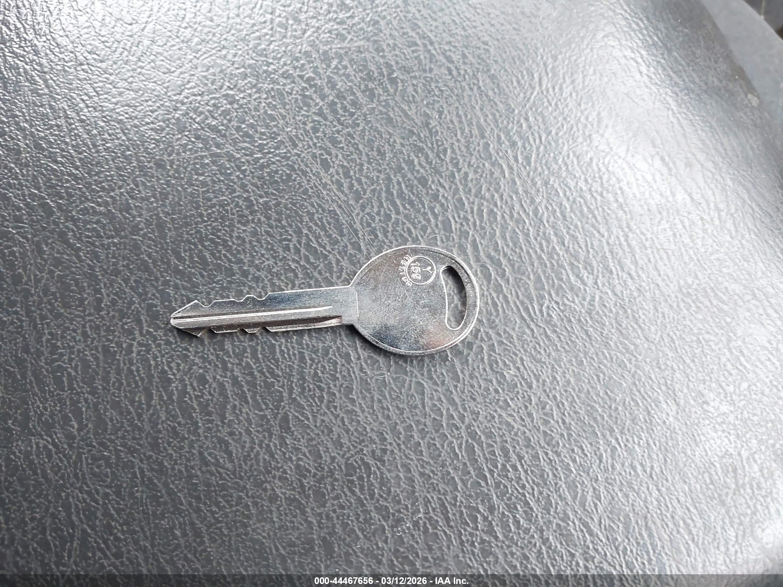 DODGE DAKOTA image 11