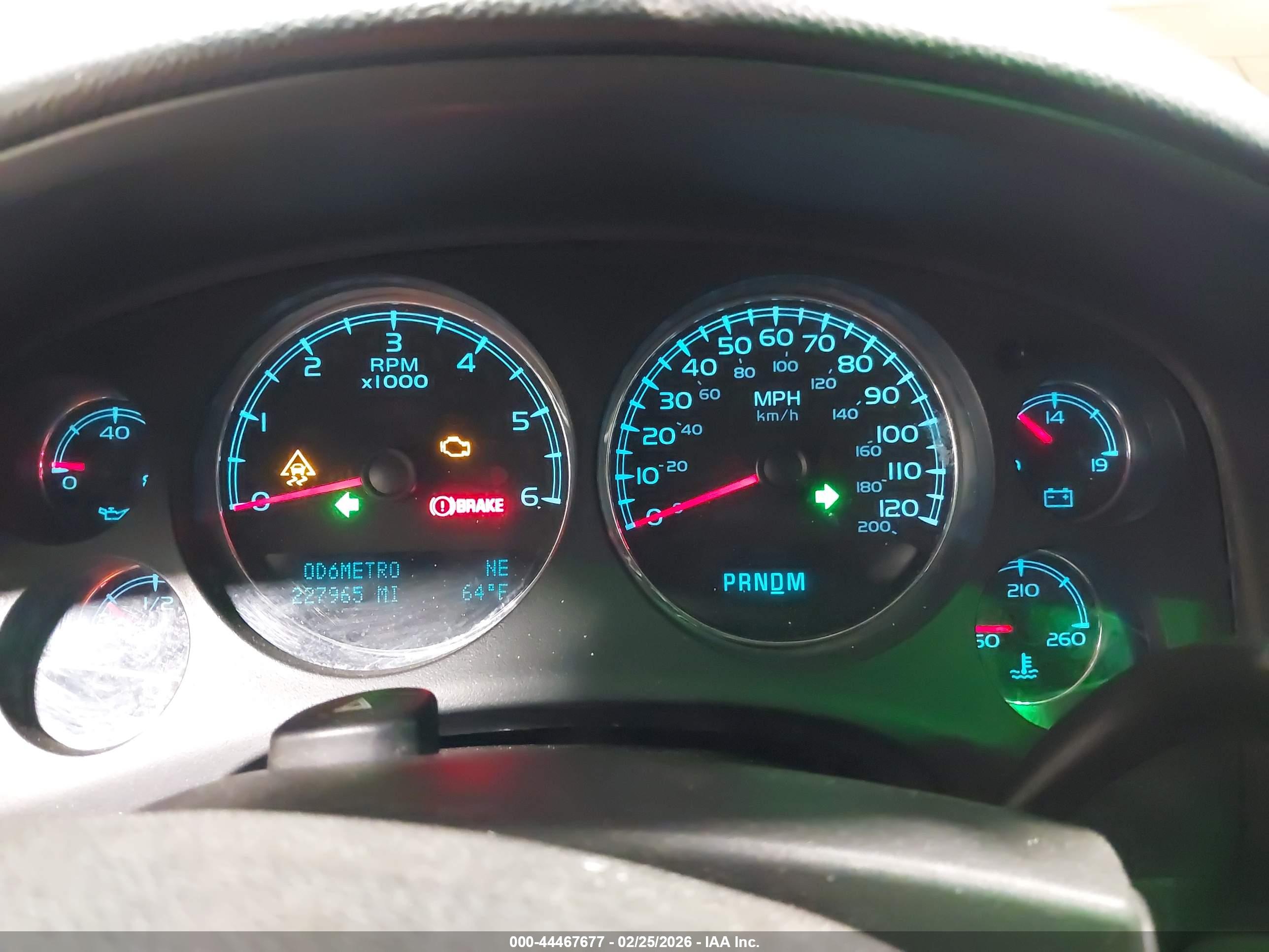 CHEVROLET SILVERADO image 7