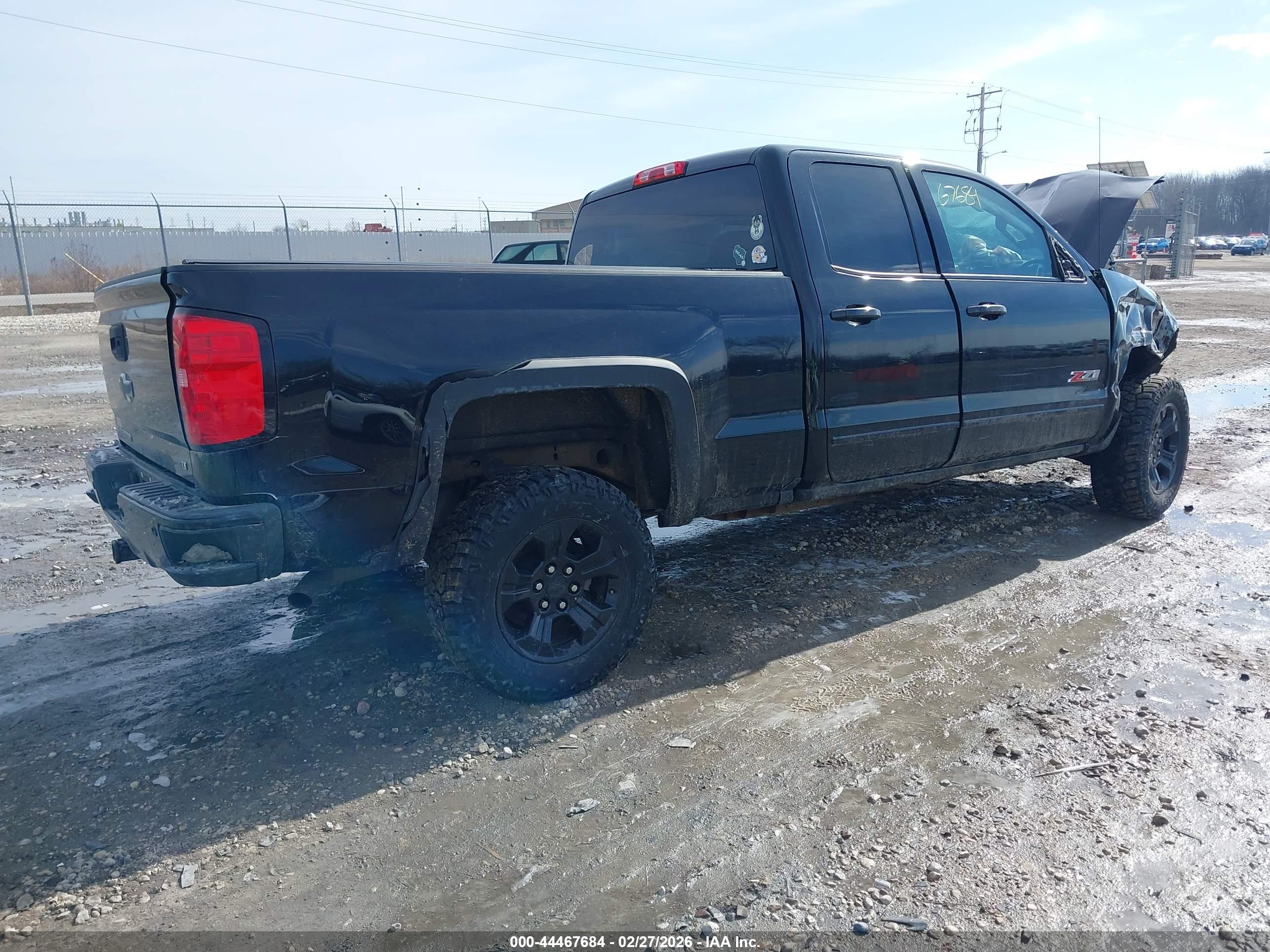 CHEVROLET SILVERADO image 4