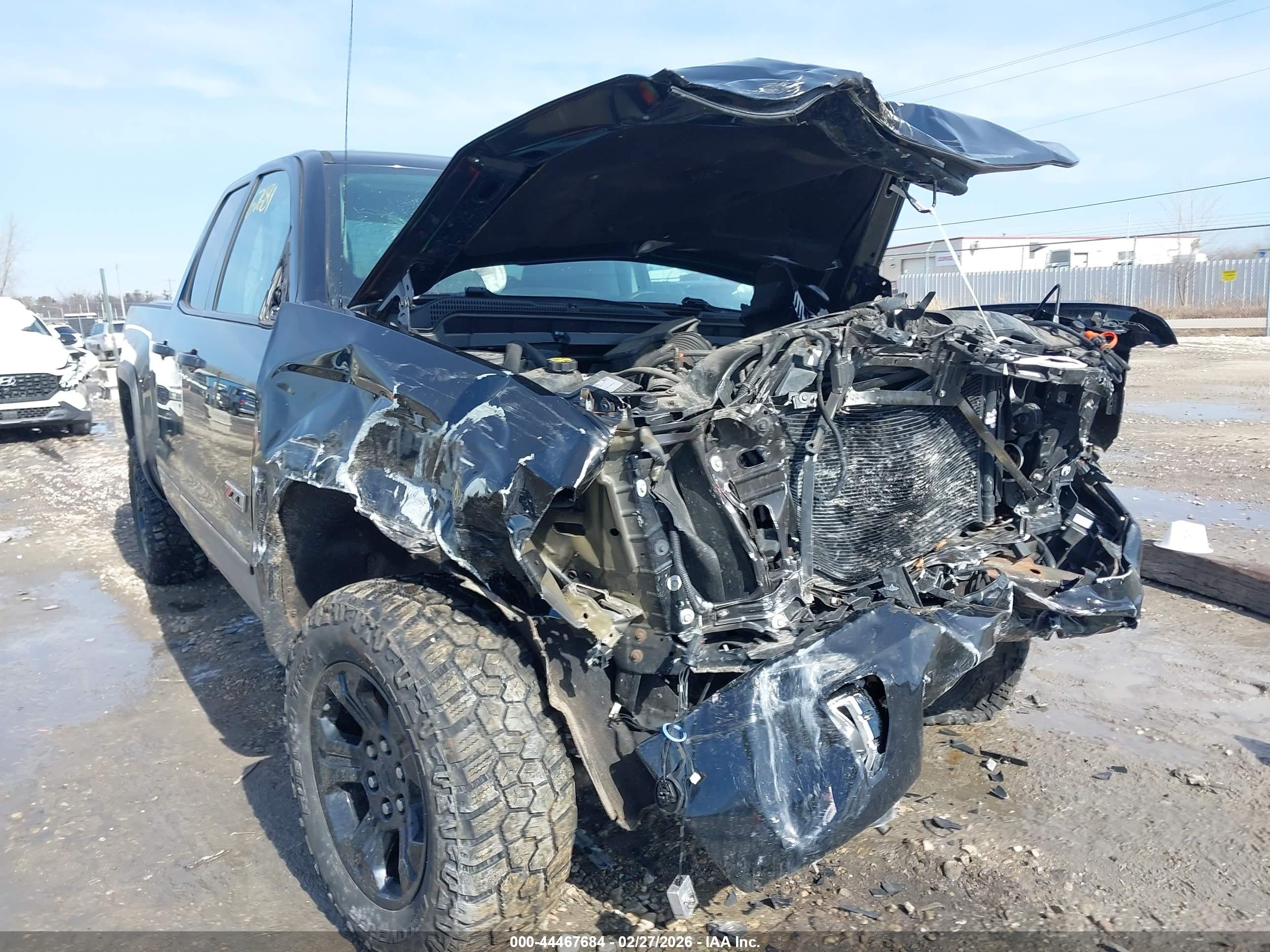 CHEVROLET SILVERADO image 6