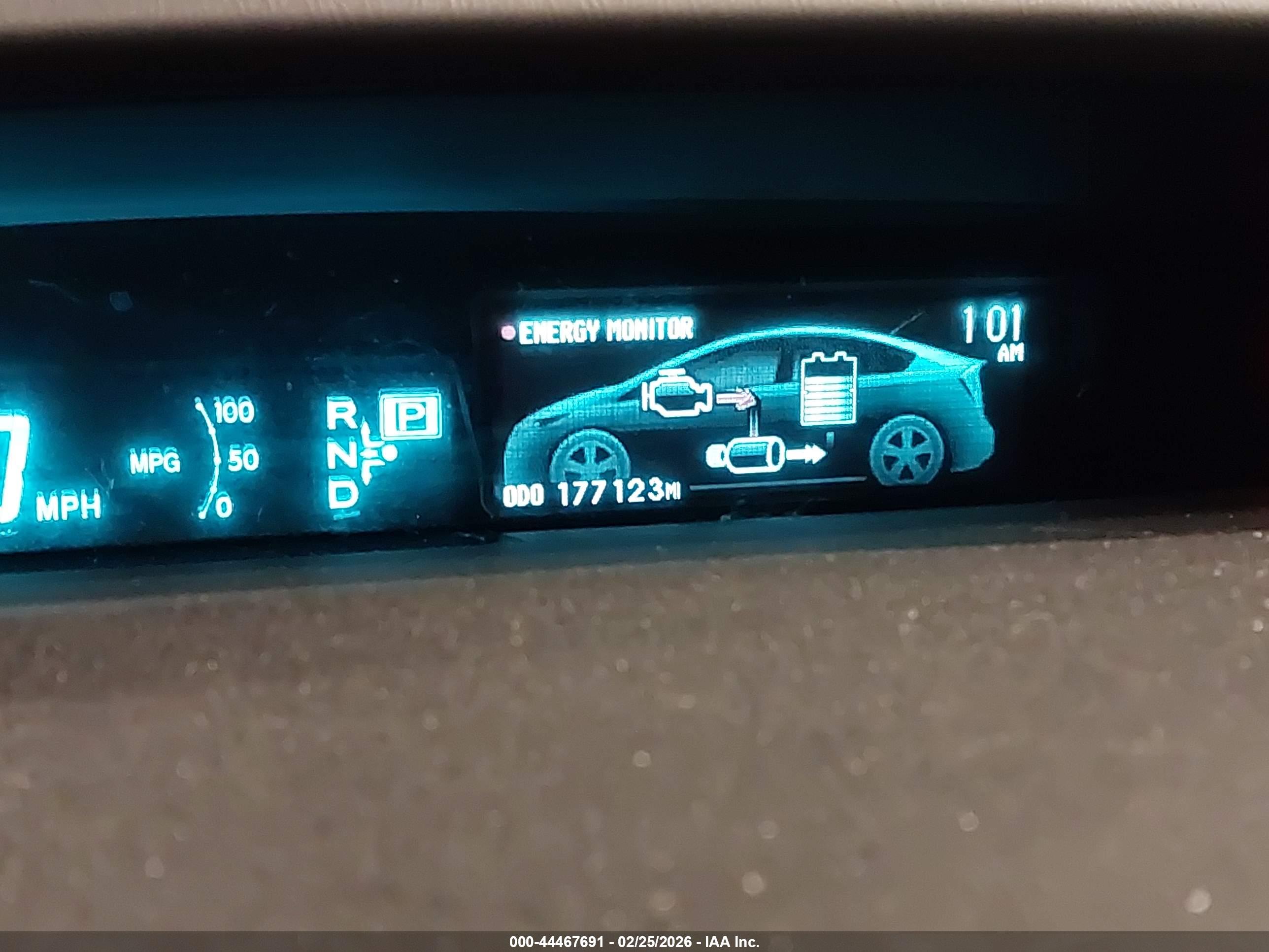 TOYOTA PRIUS image 7
