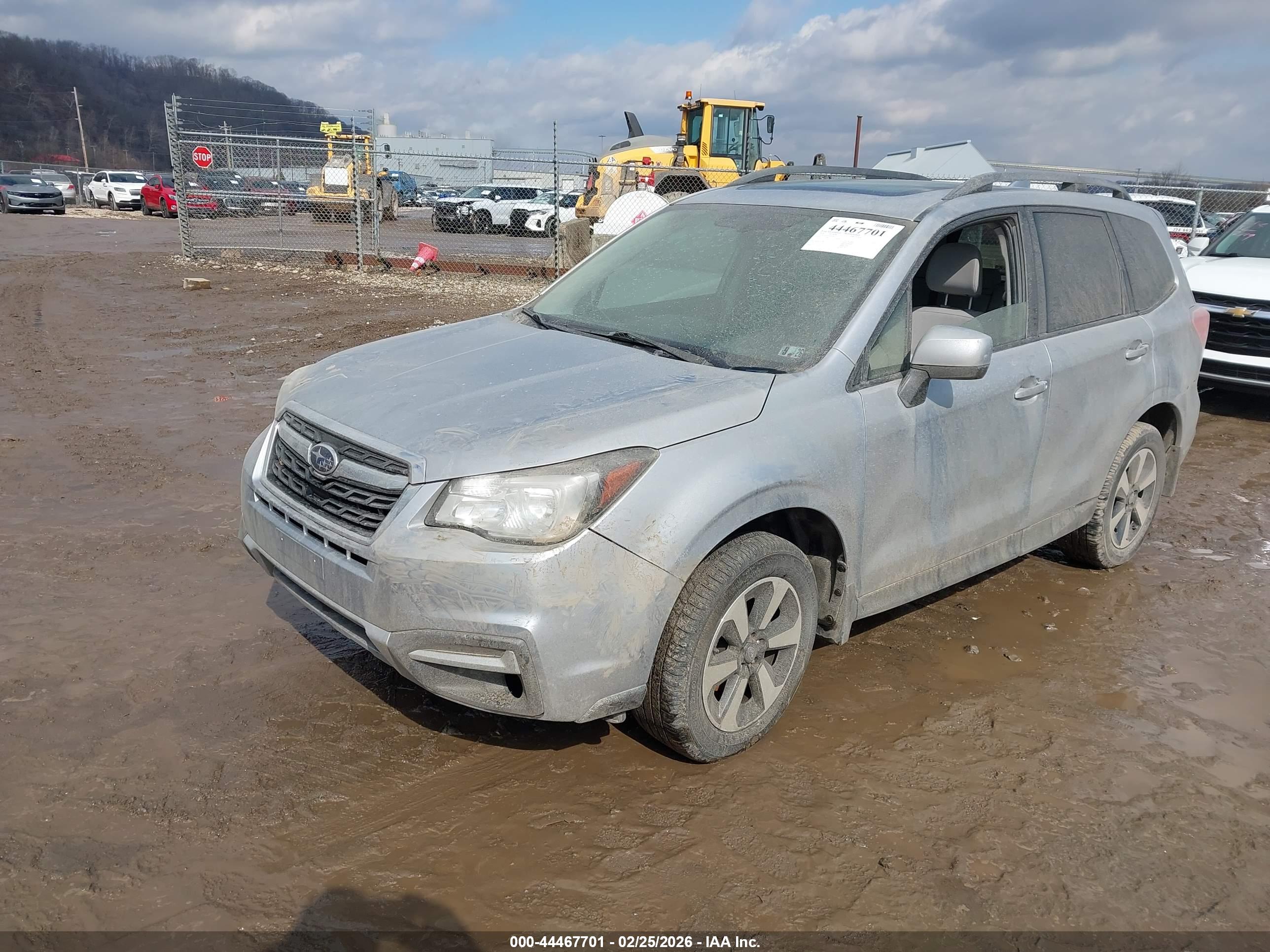 SUBARU FORESTER image 2
