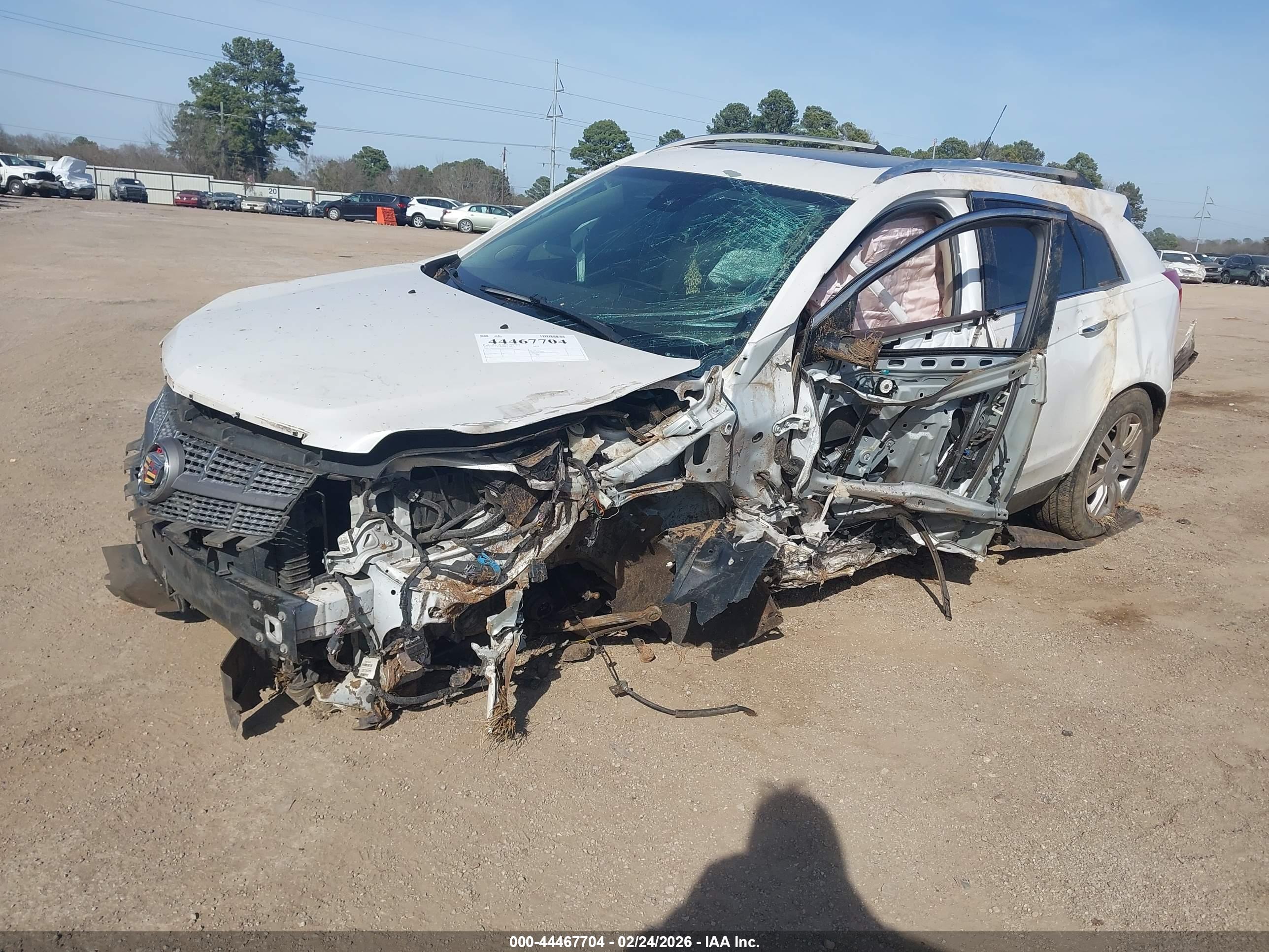 CADILLAC SRX image 2