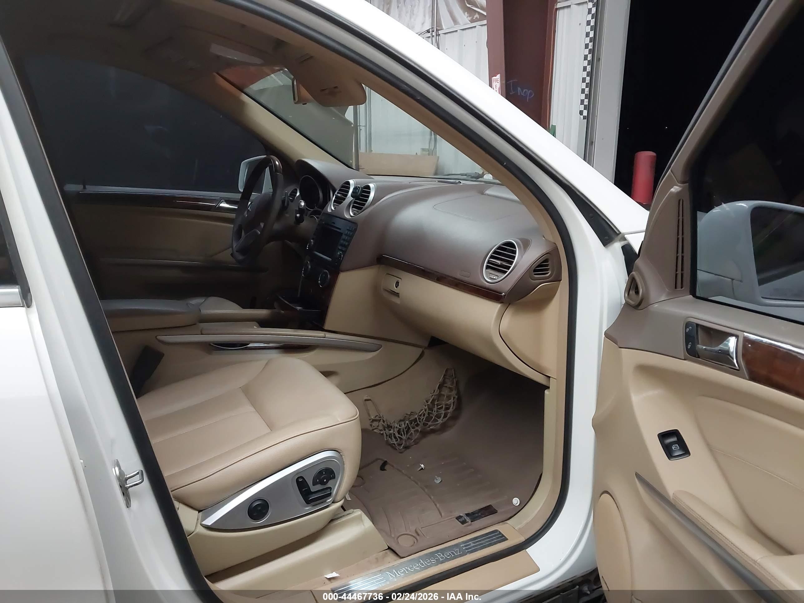 MERCEDES-BENZ GL image 5