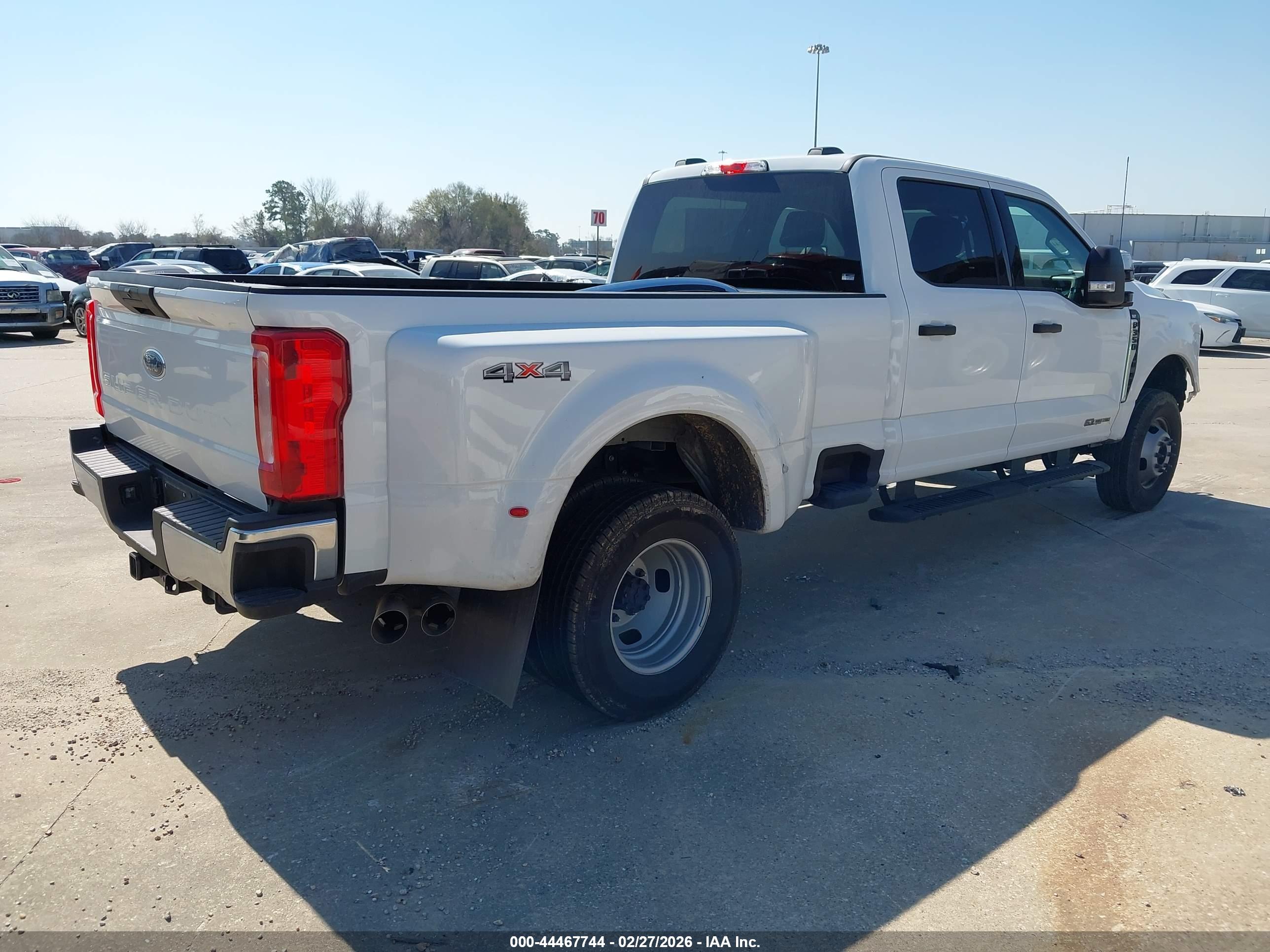 FORD F-350 image 4