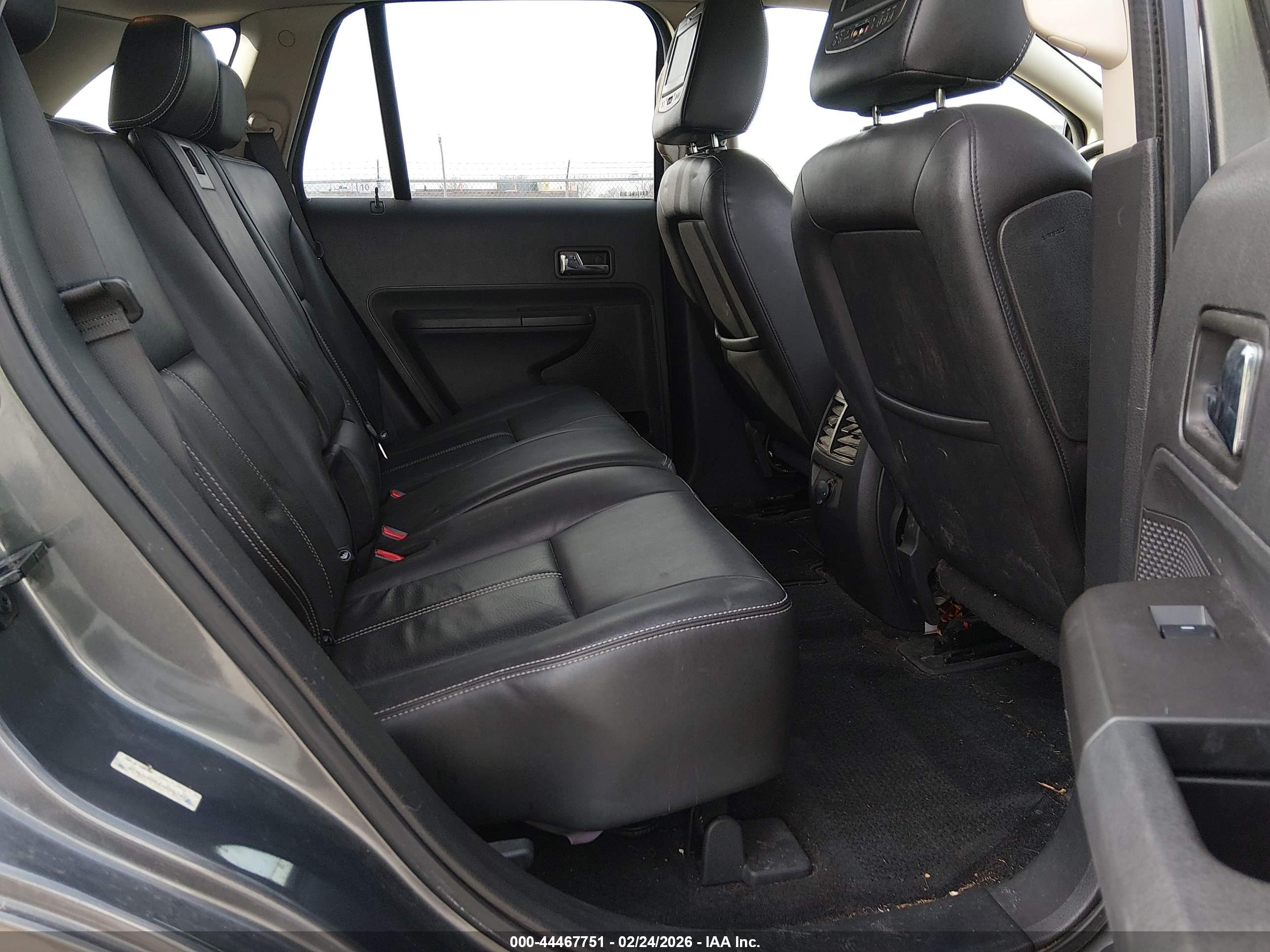 FORD EDGE image 8