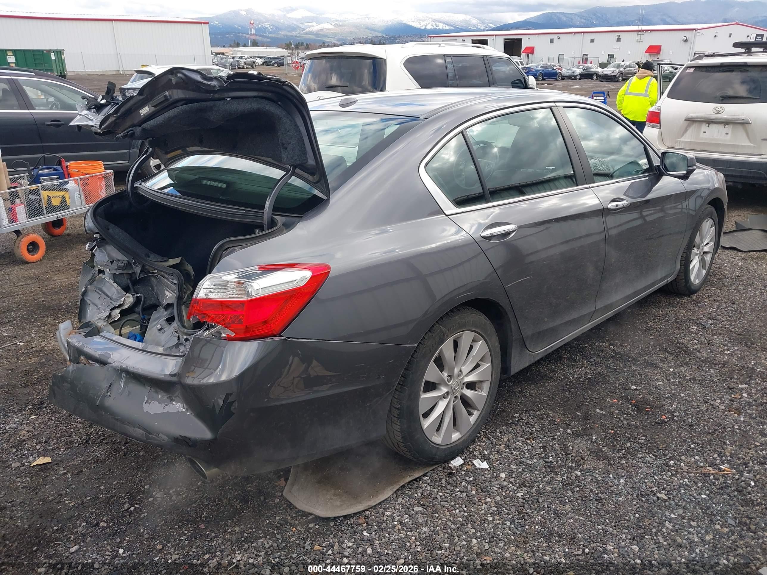 HONDA ACCORD image 4
