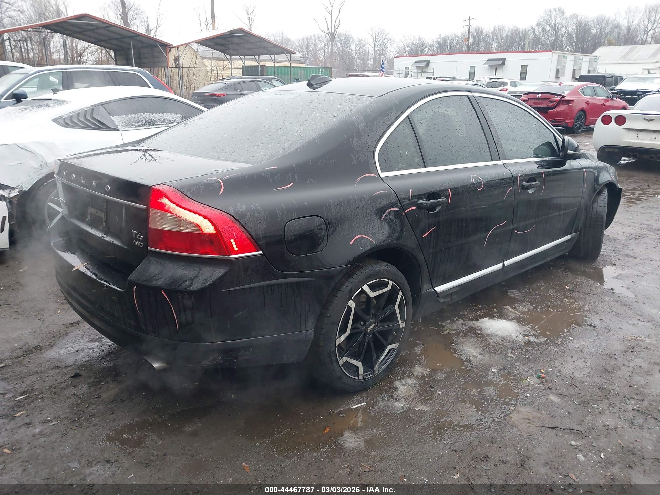 VOLVO S80 image 4