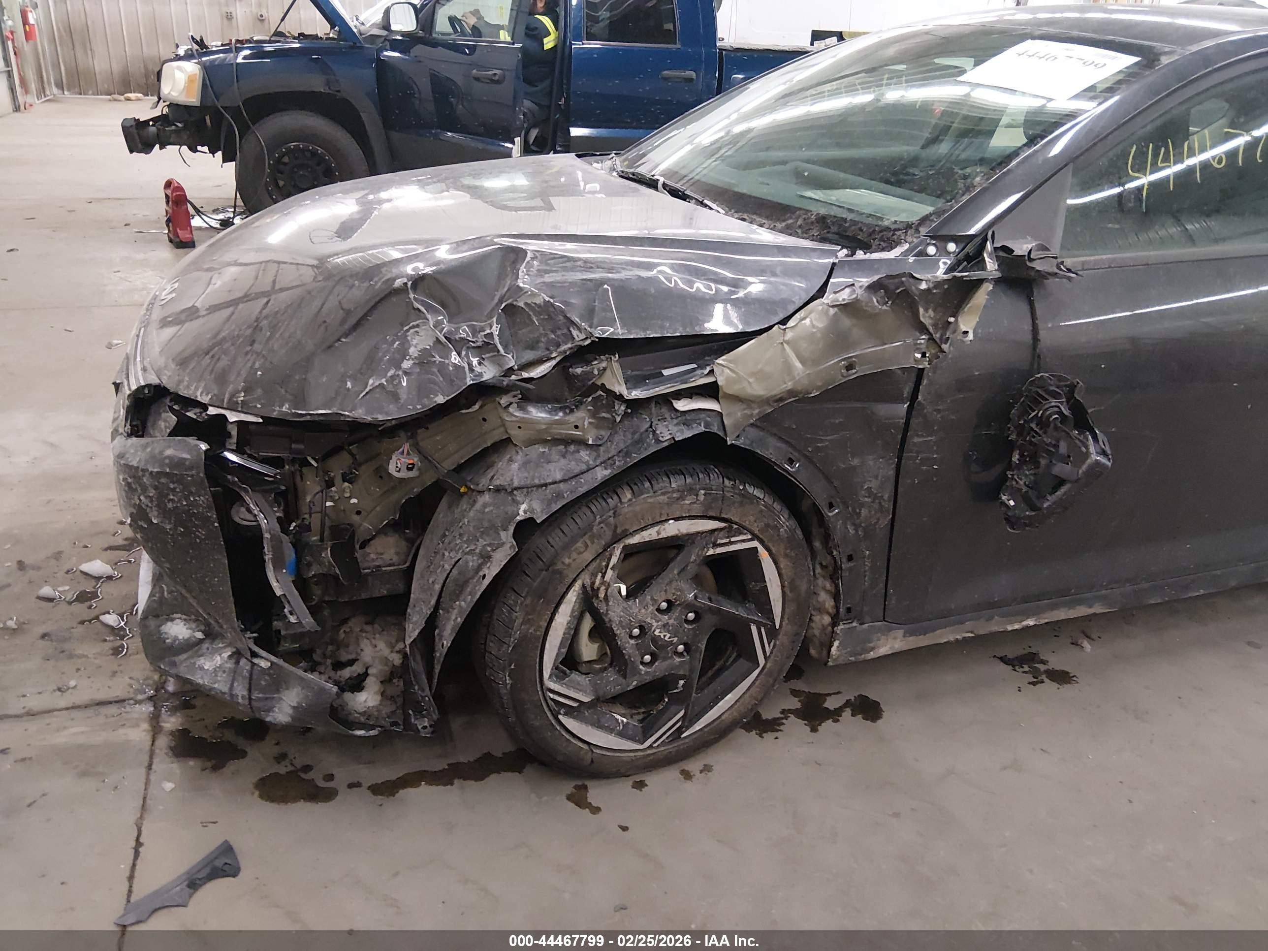 KIA K4 image 6