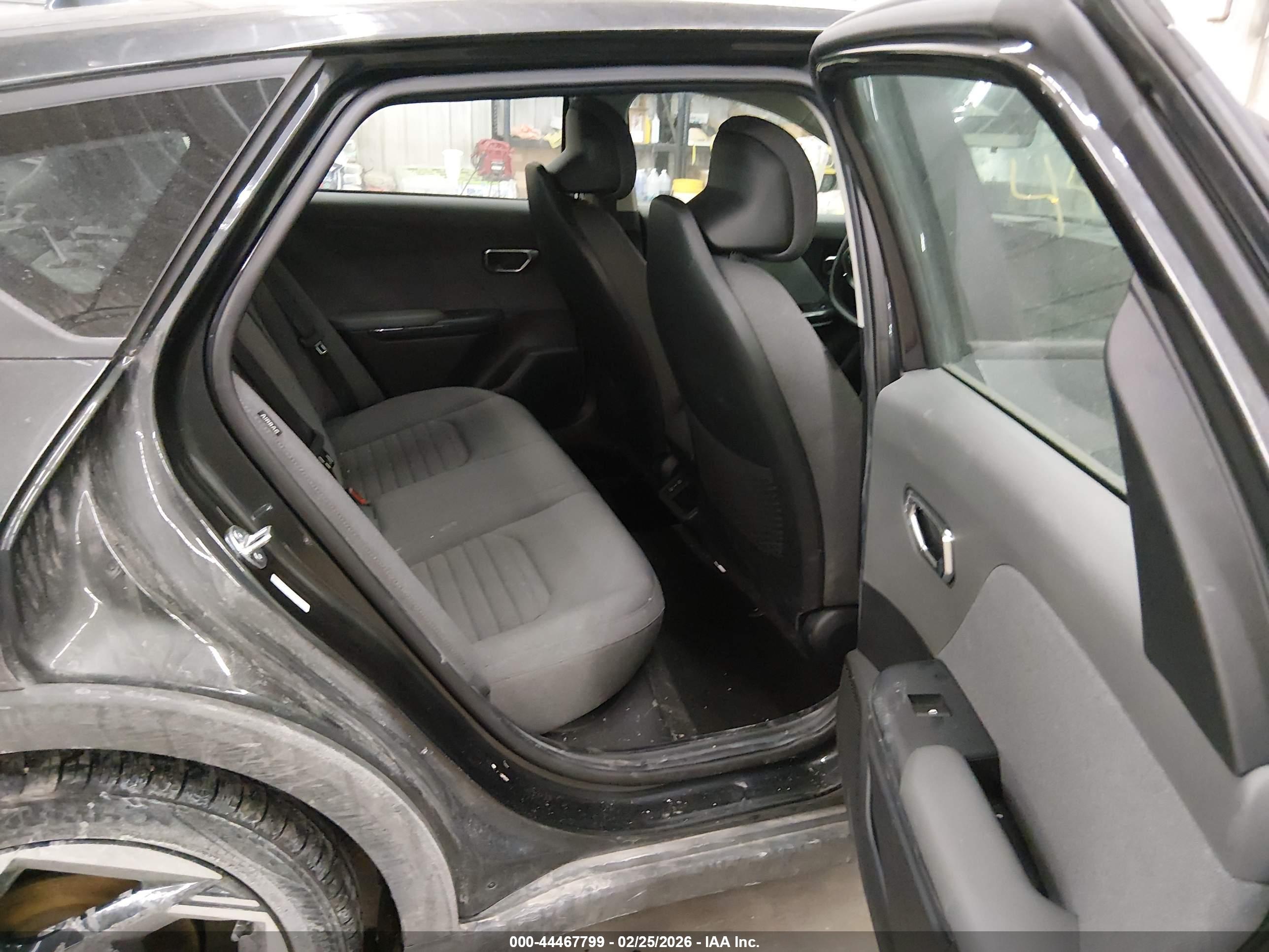 KIA K4 image 8