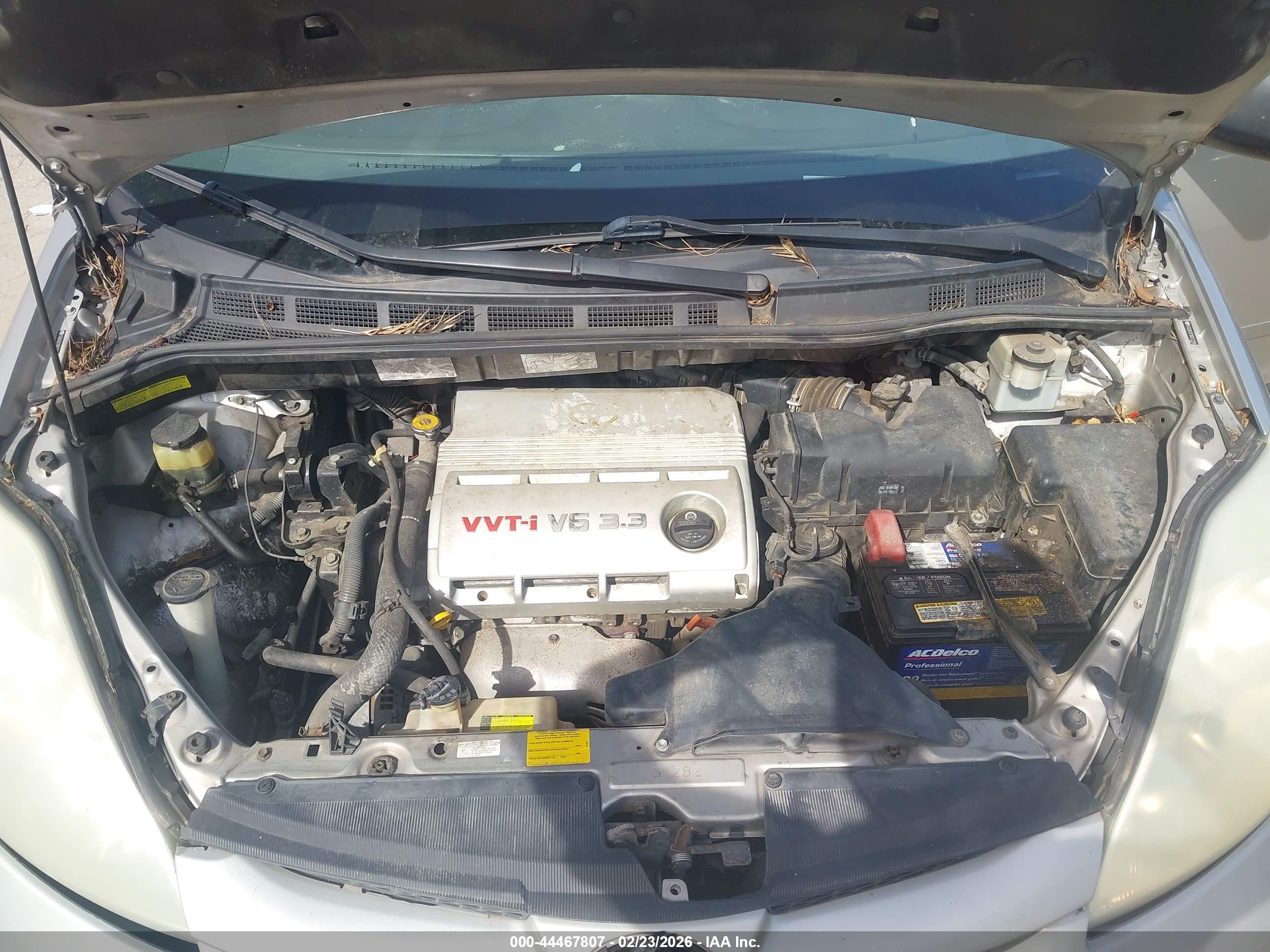 TOYOTA SIENNA image 10