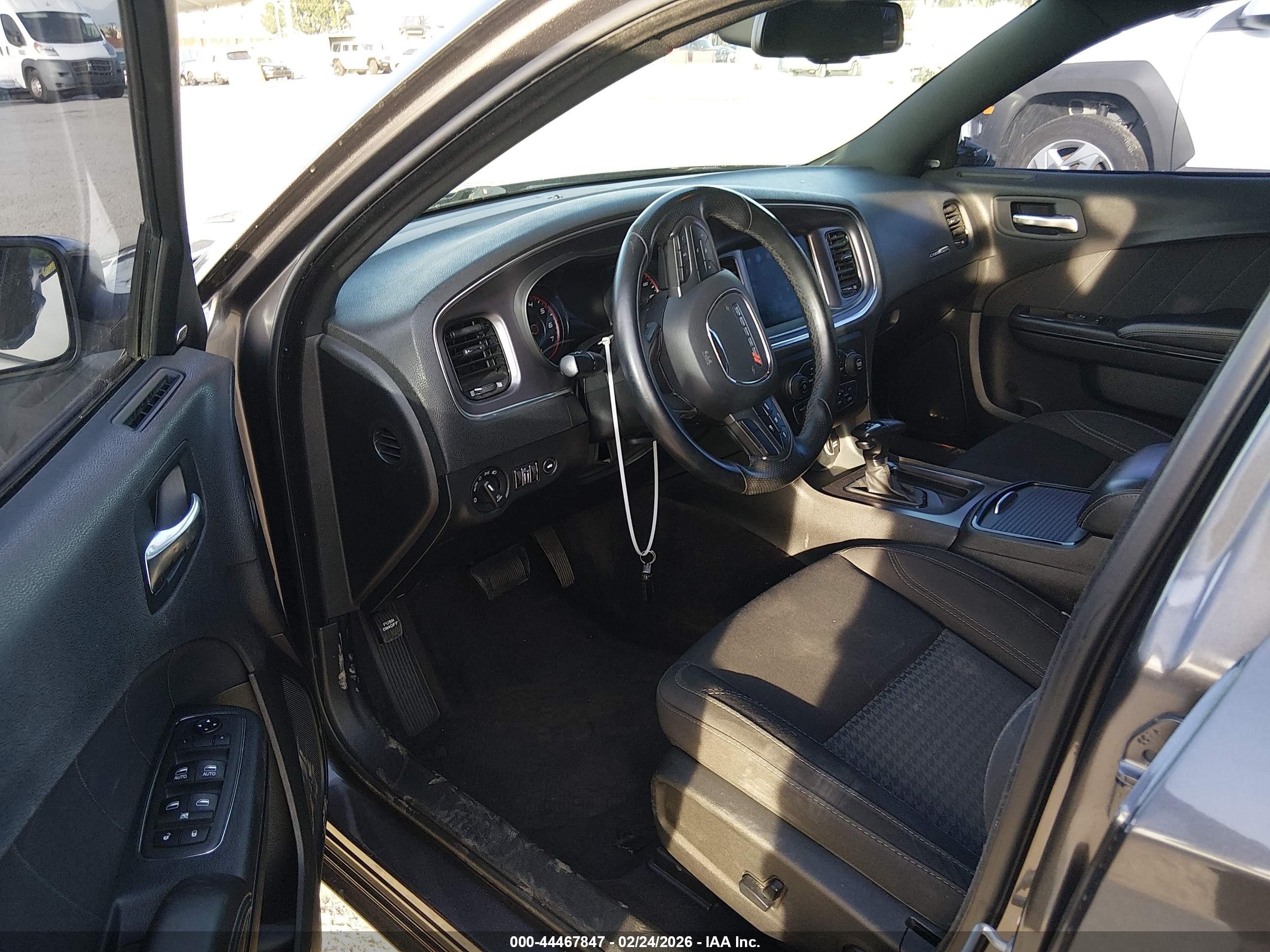 DODGE CHARGER image 5