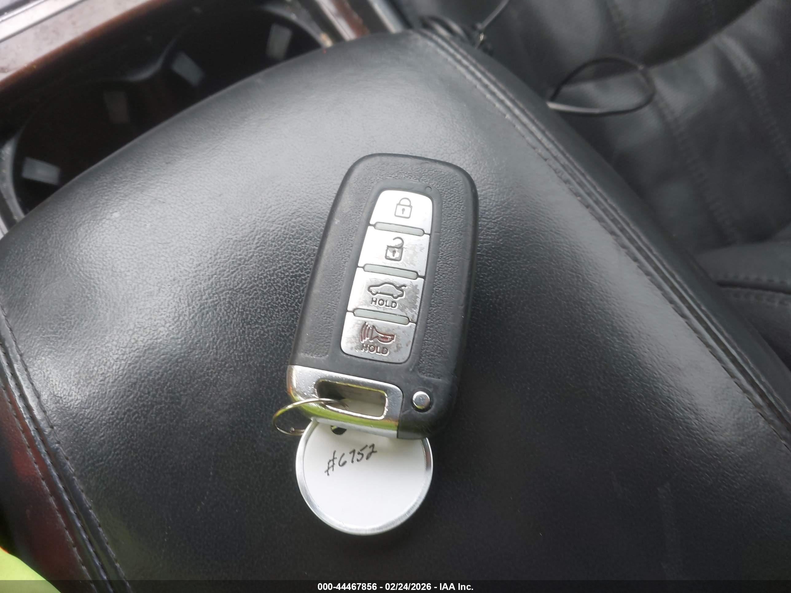 HYUNDAI EQUUS image 11