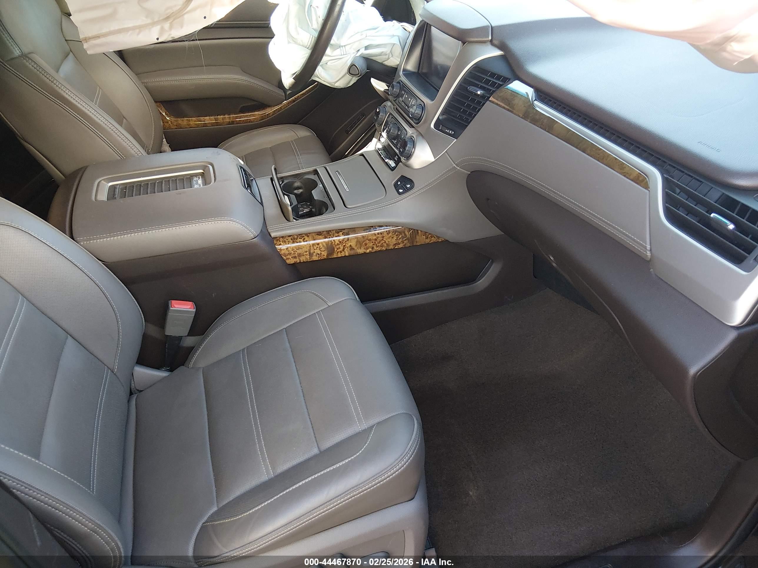 GMC YUKON image 5