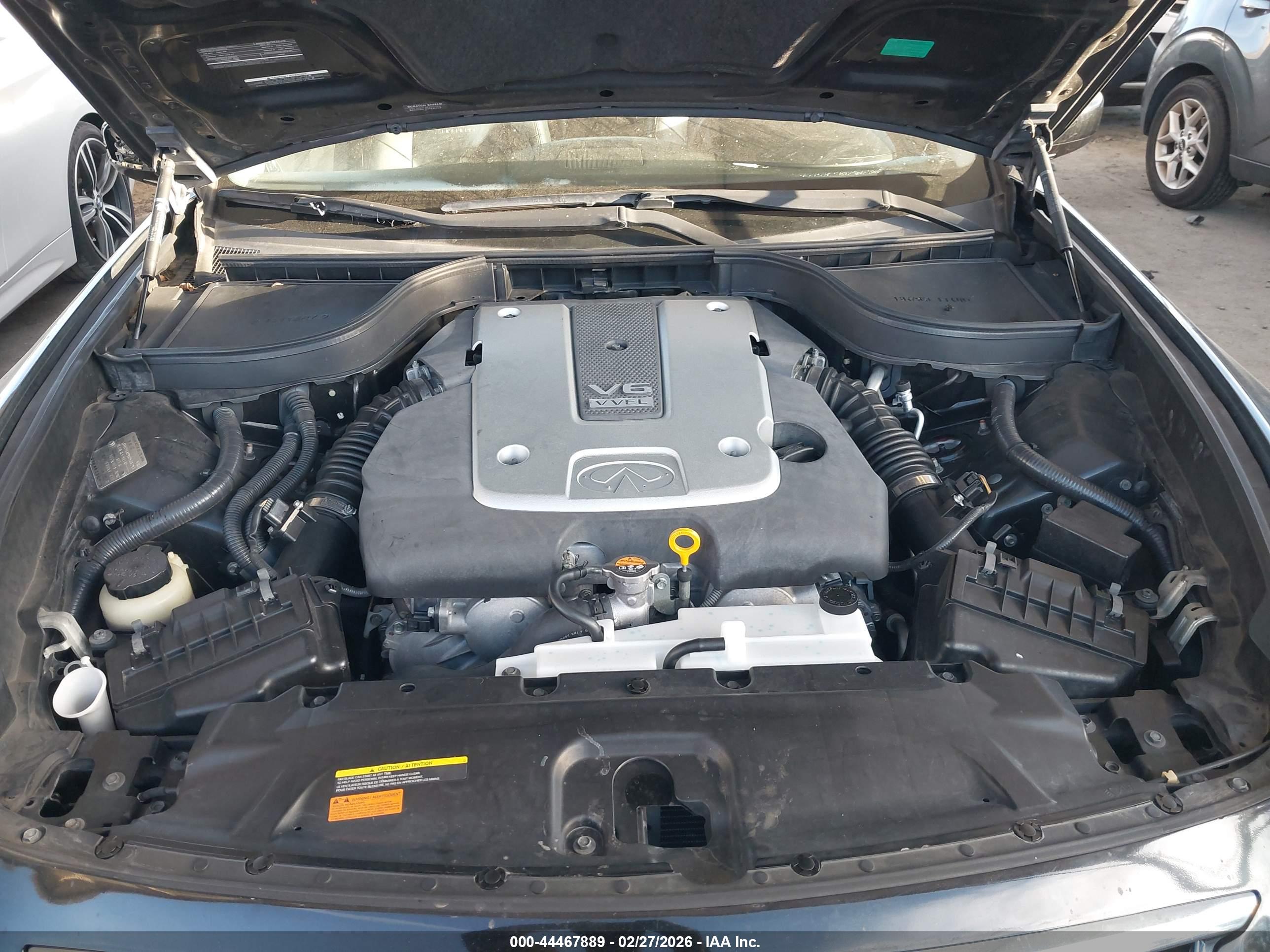 INFINITI G37 image 10