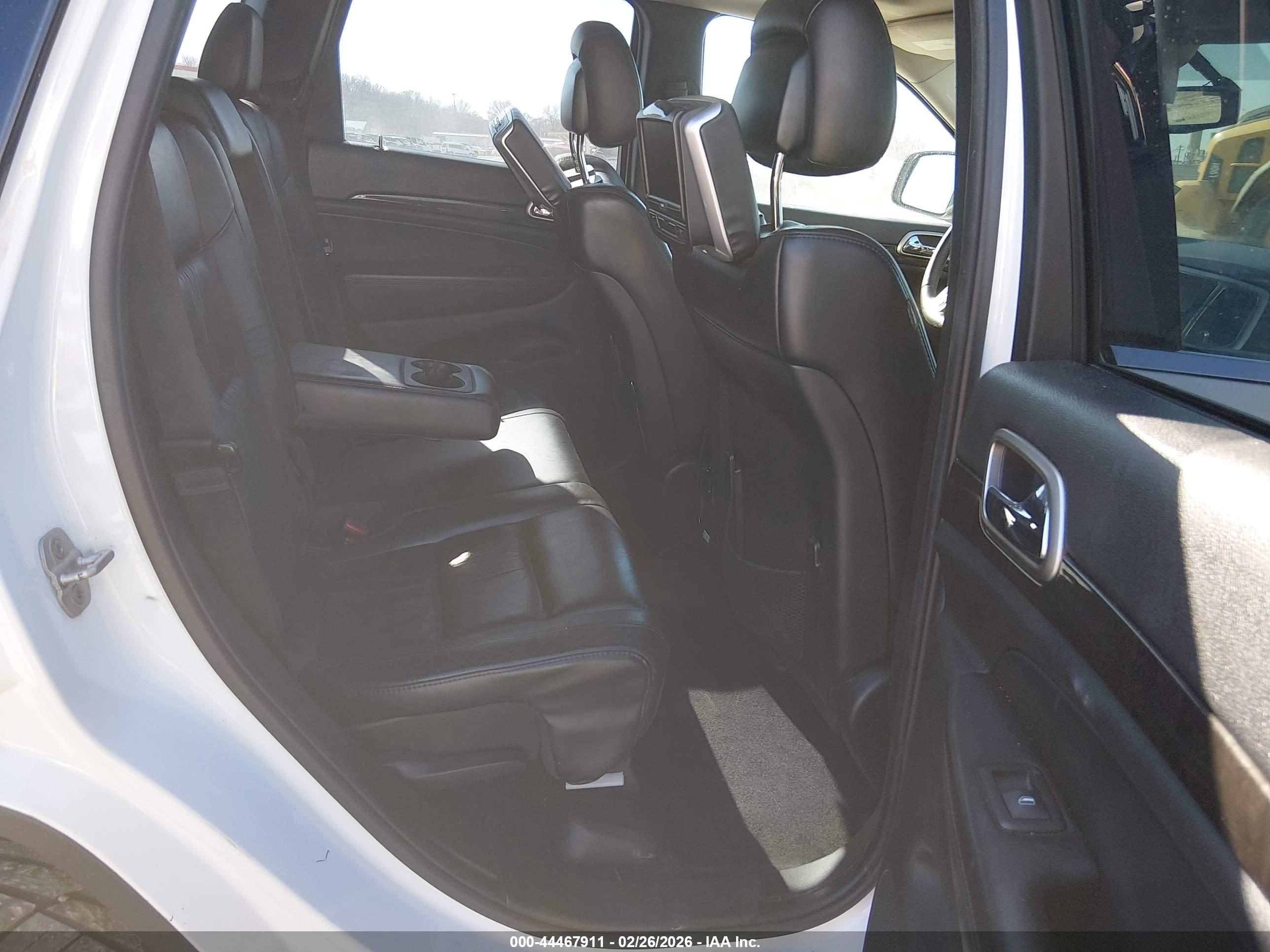 JEEP GRAND image 8