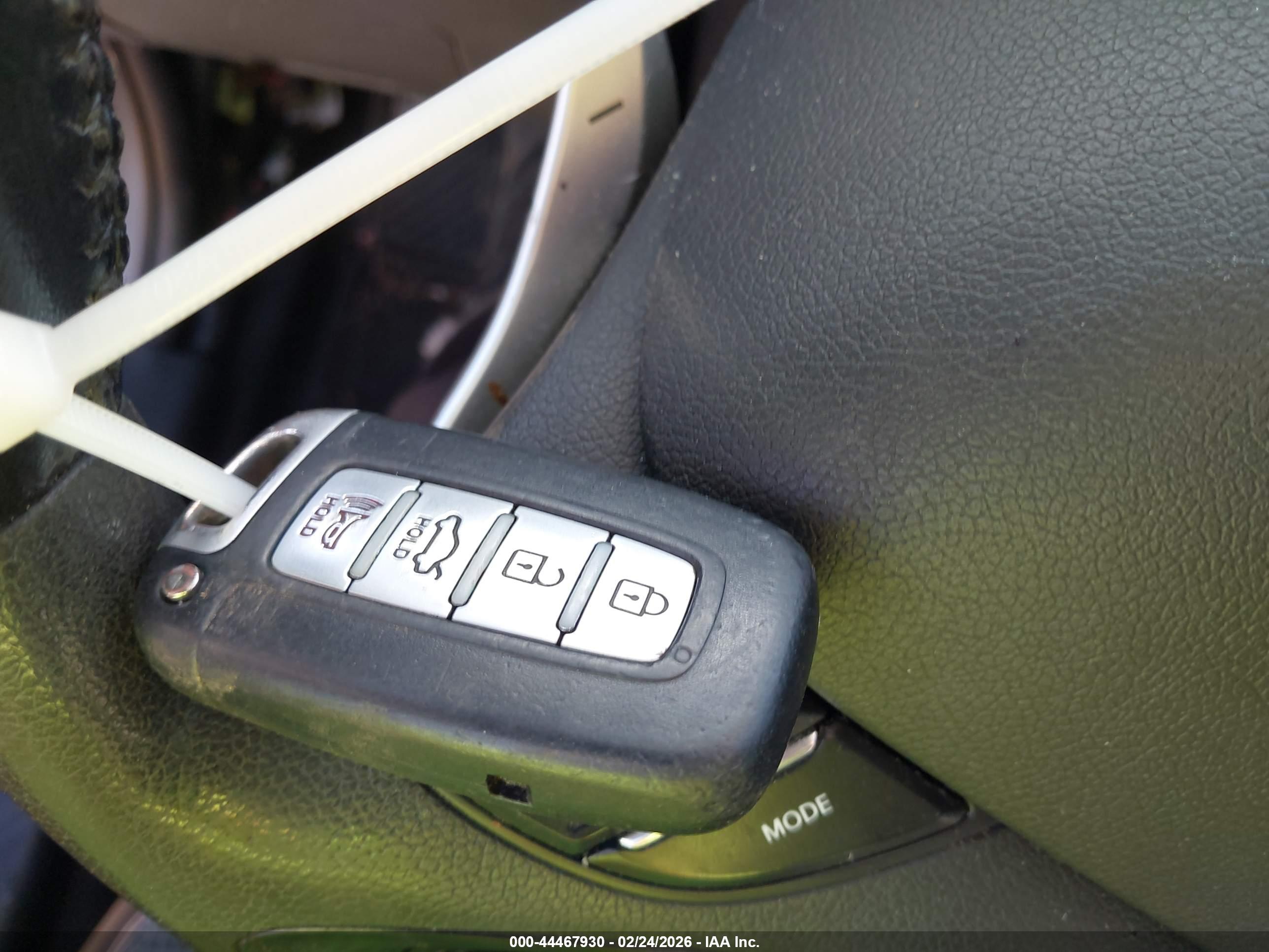 HYUNDAI SONATA image 11