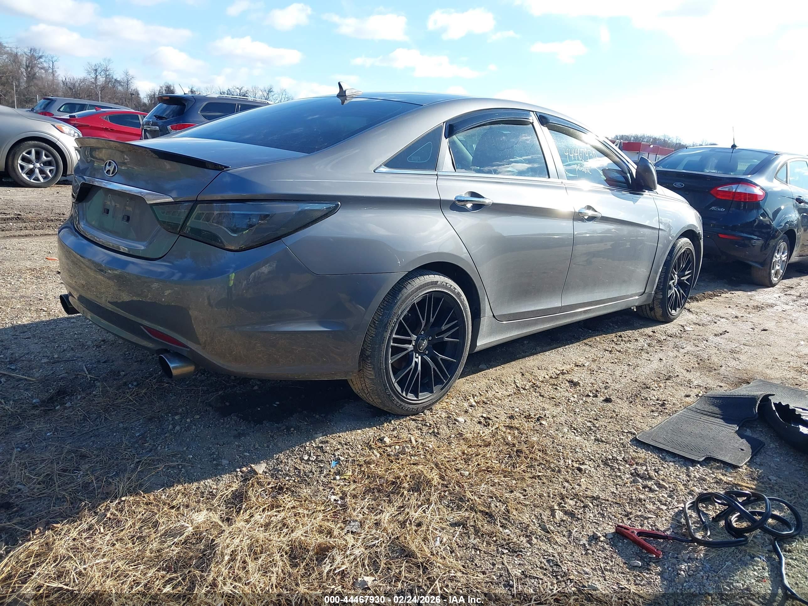 HYUNDAI SONATA image 4