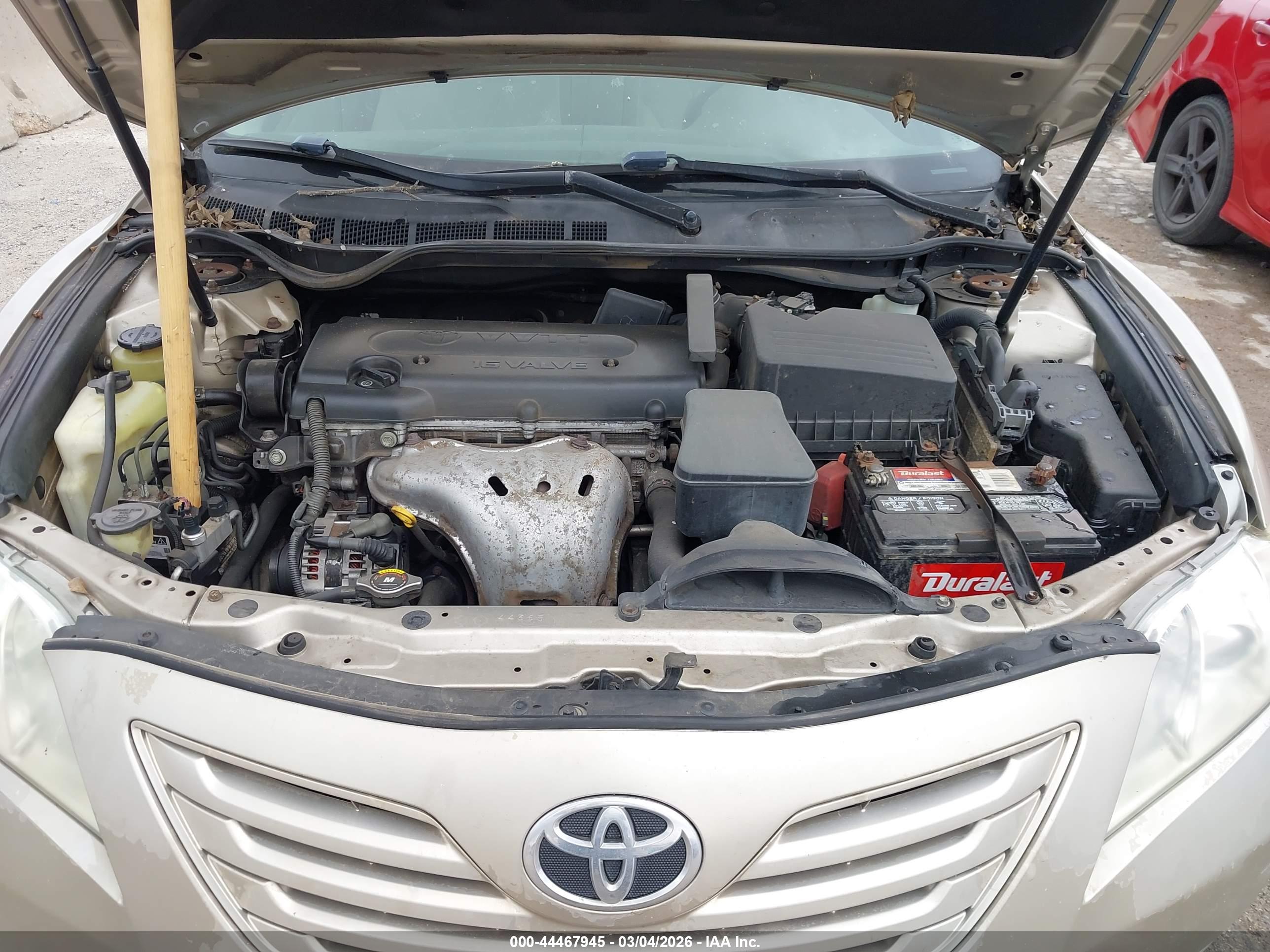 TOYOTA CAMRY image 10