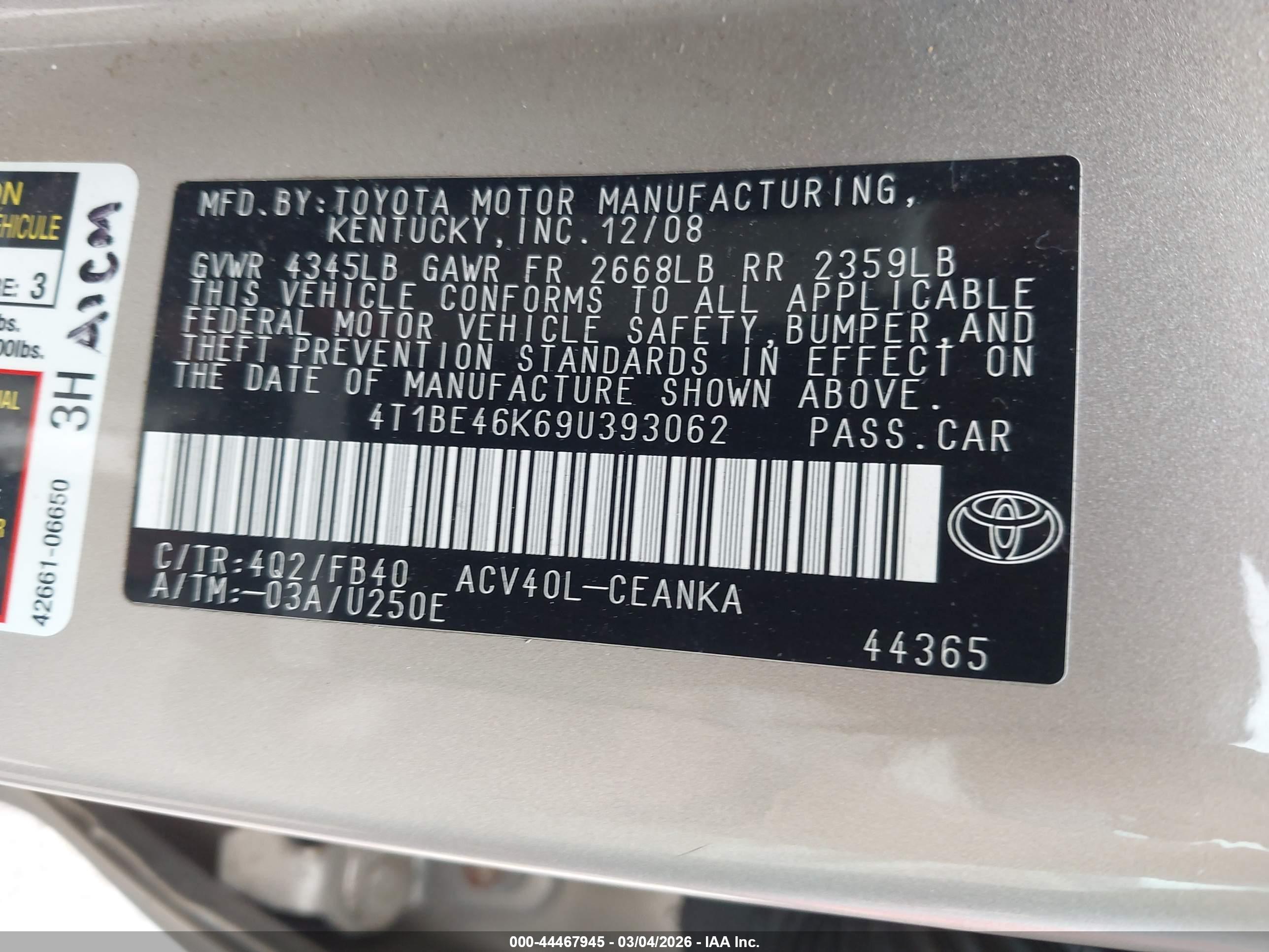 TOYOTA CAMRY image 9