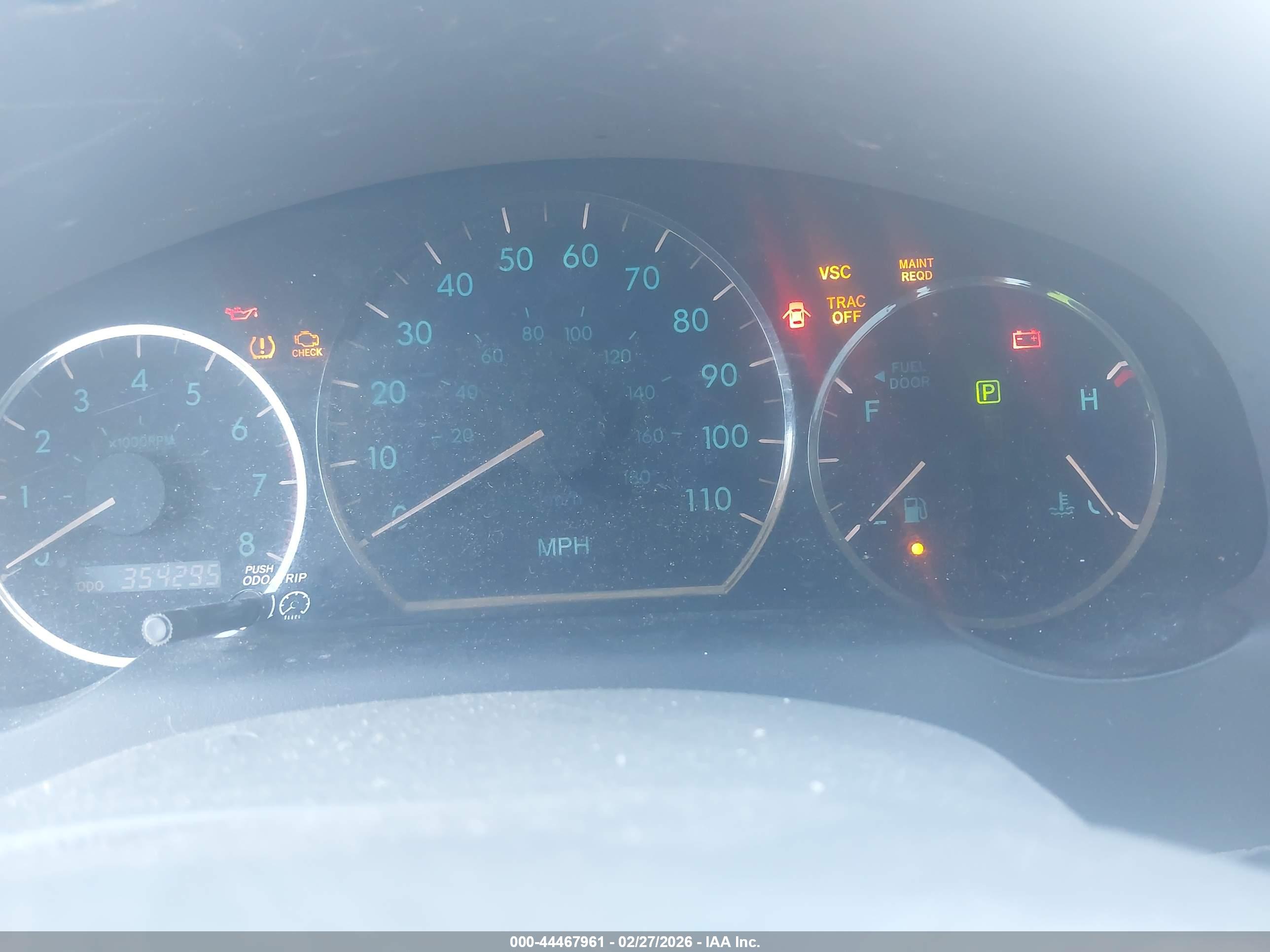 TOYOTA SIENNA image 7