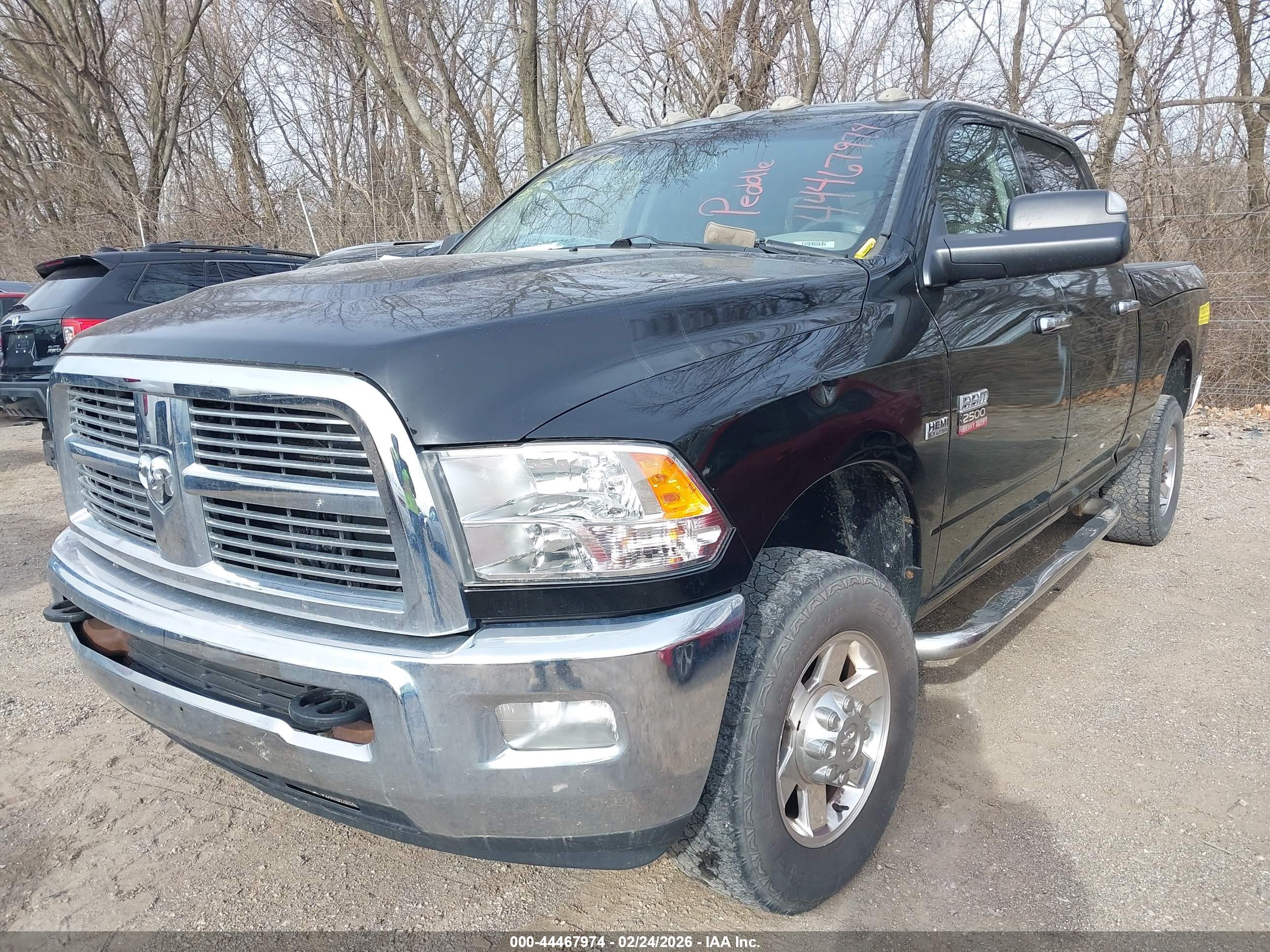 RAM 2500 image 2