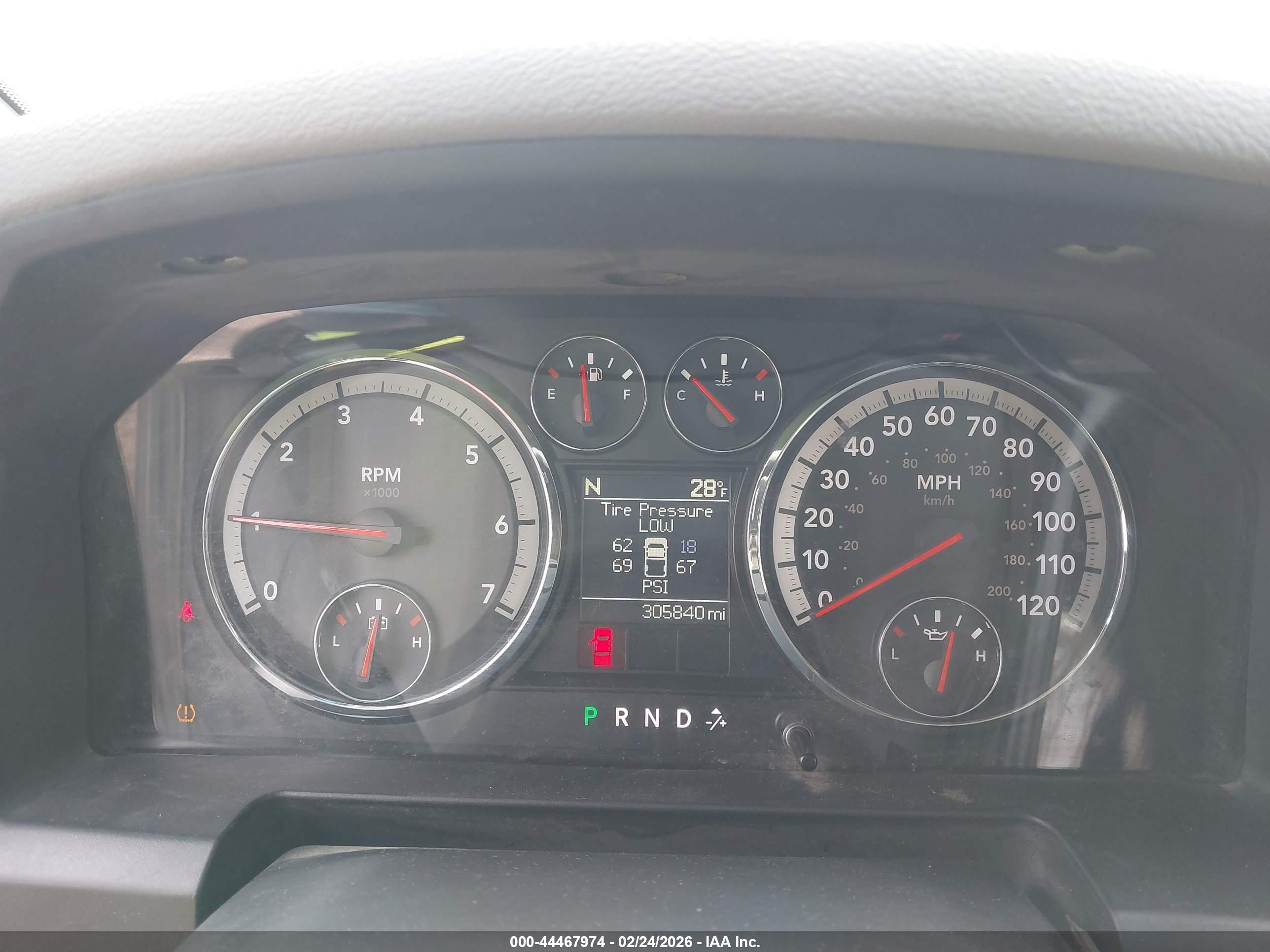 RAM 2500 image 7