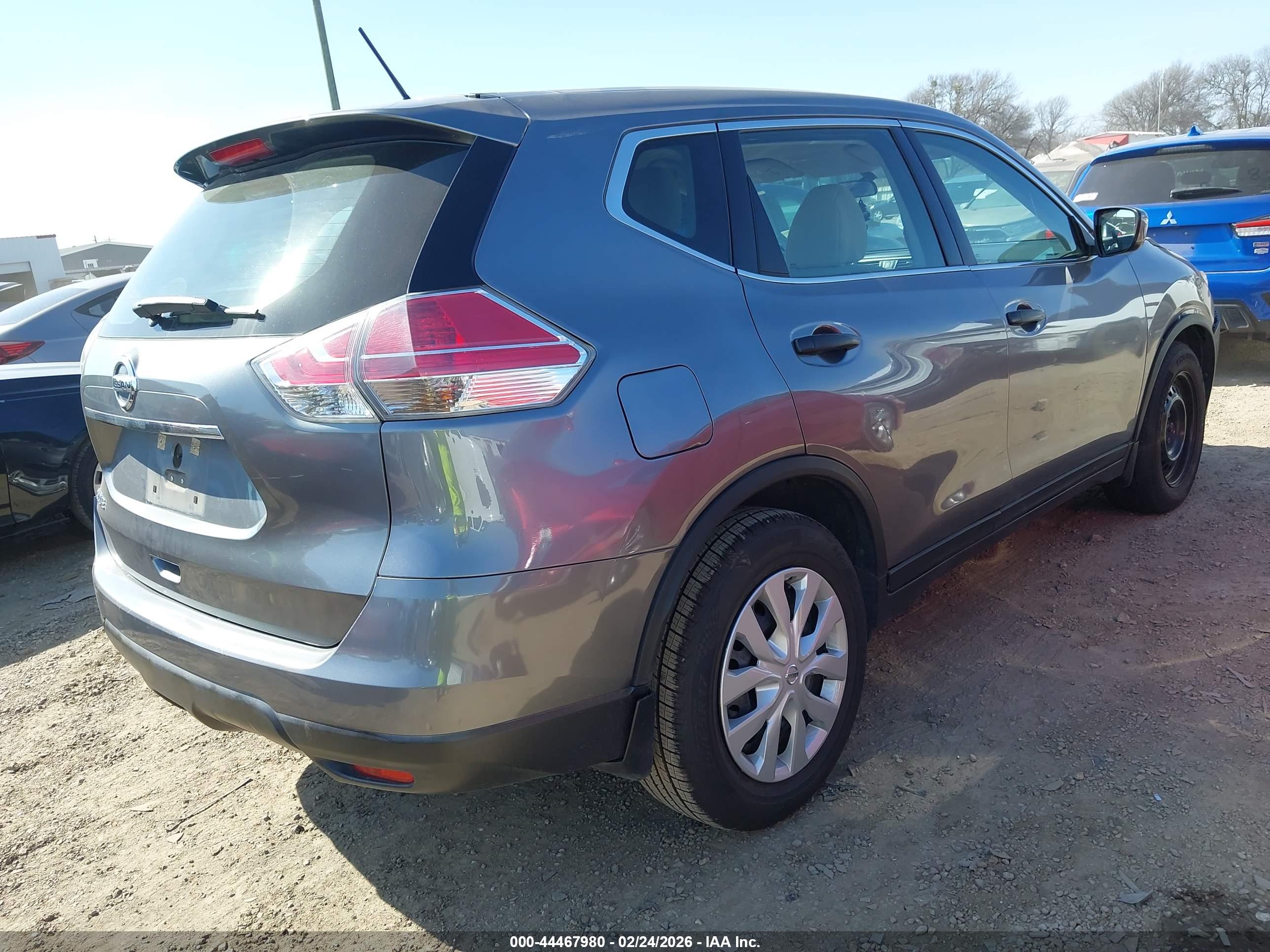 NISSAN ROGUE image 4