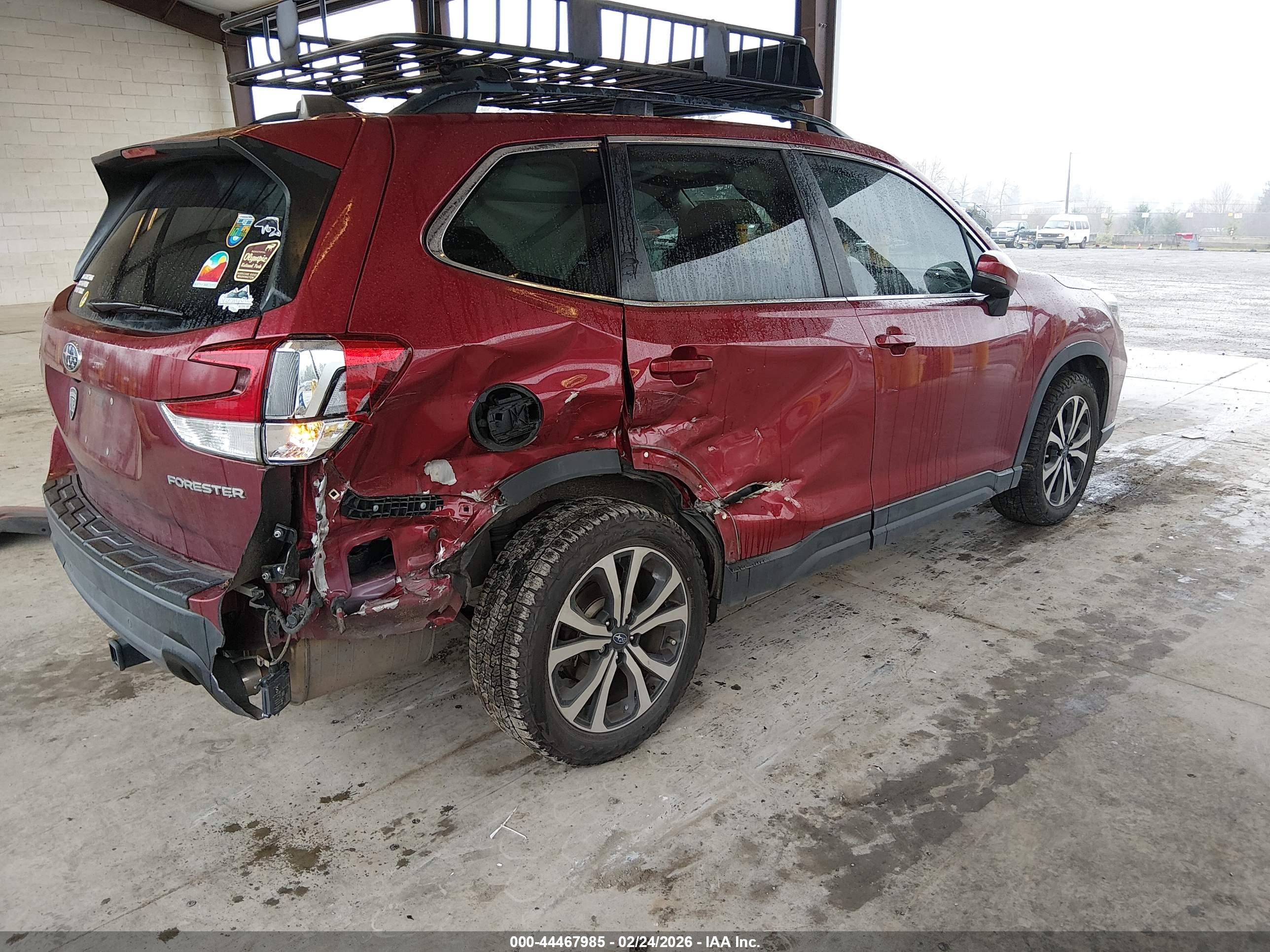 SUBARU FORESTER image 4