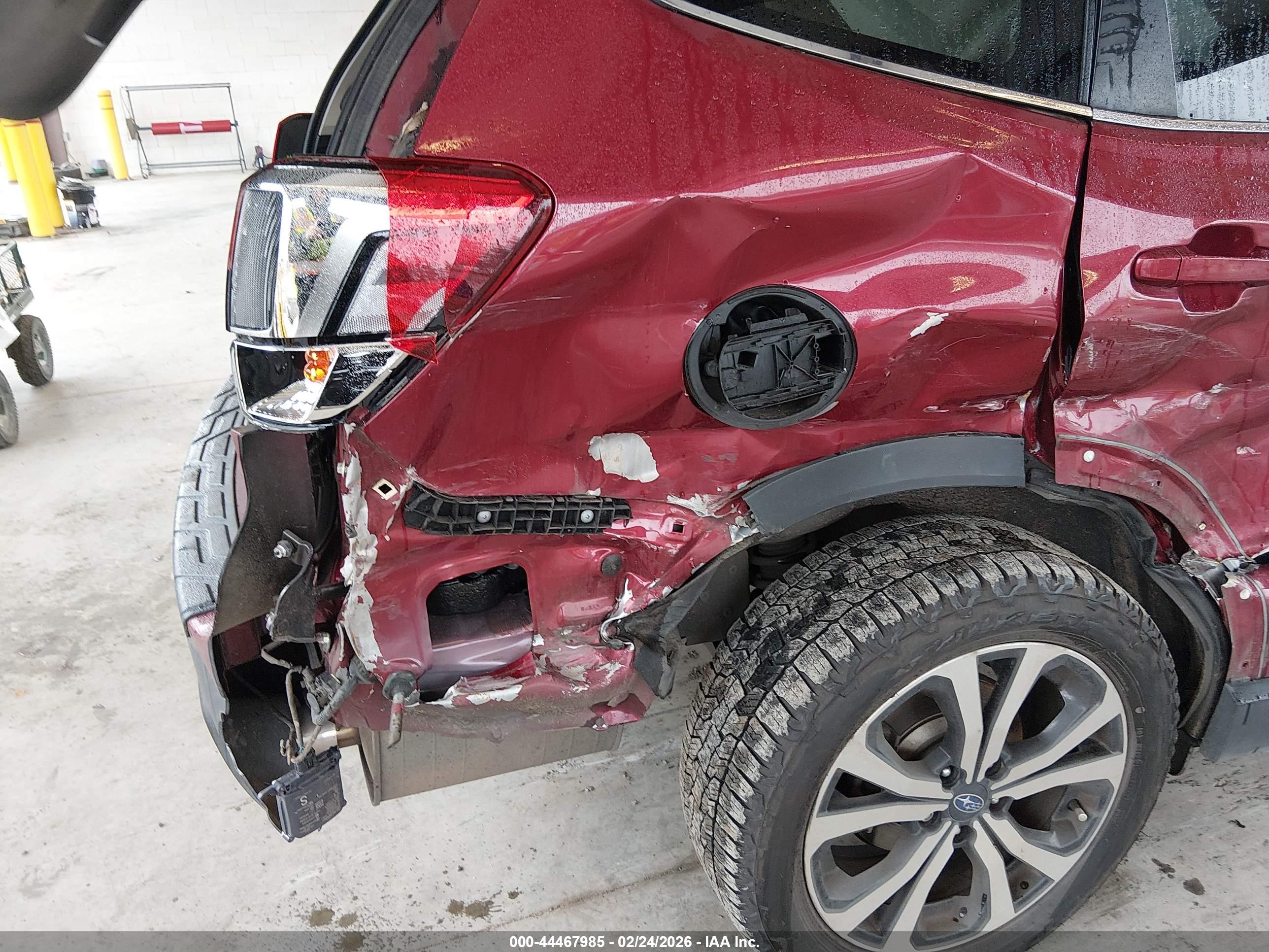 SUBARU FORESTER image 6