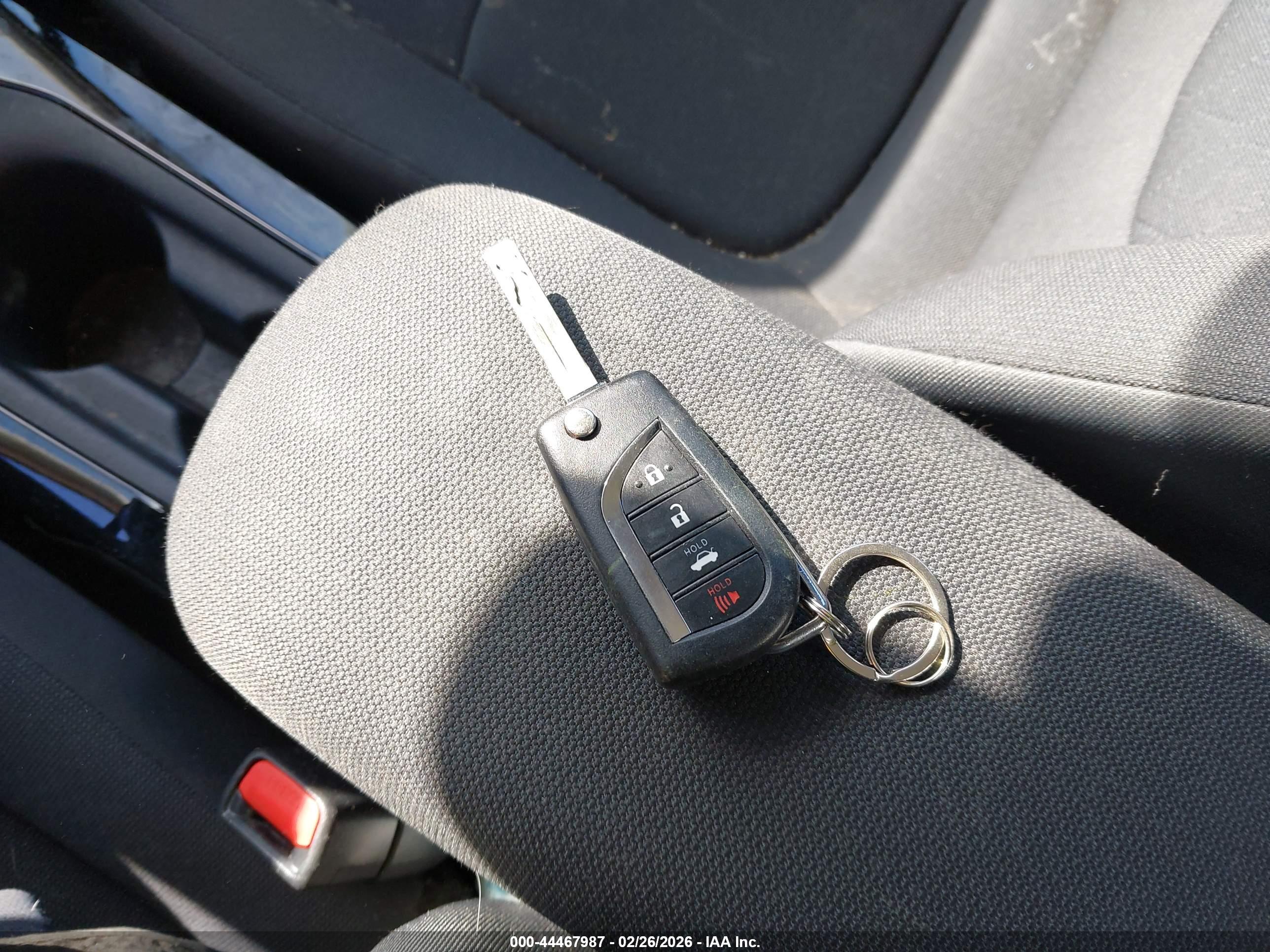 TOYOTA COROLLA image 11