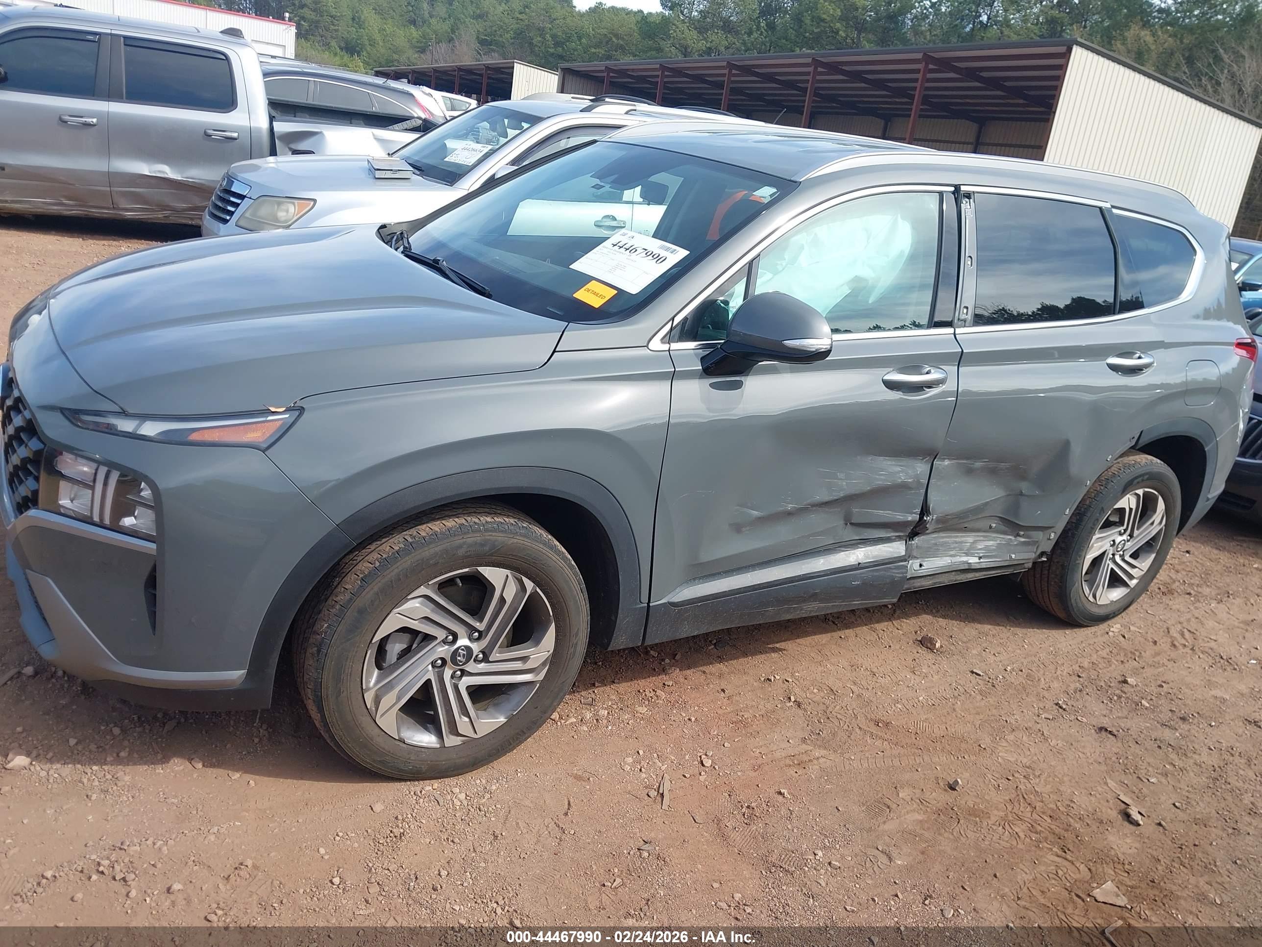 HYUNDAI SANTA image 6