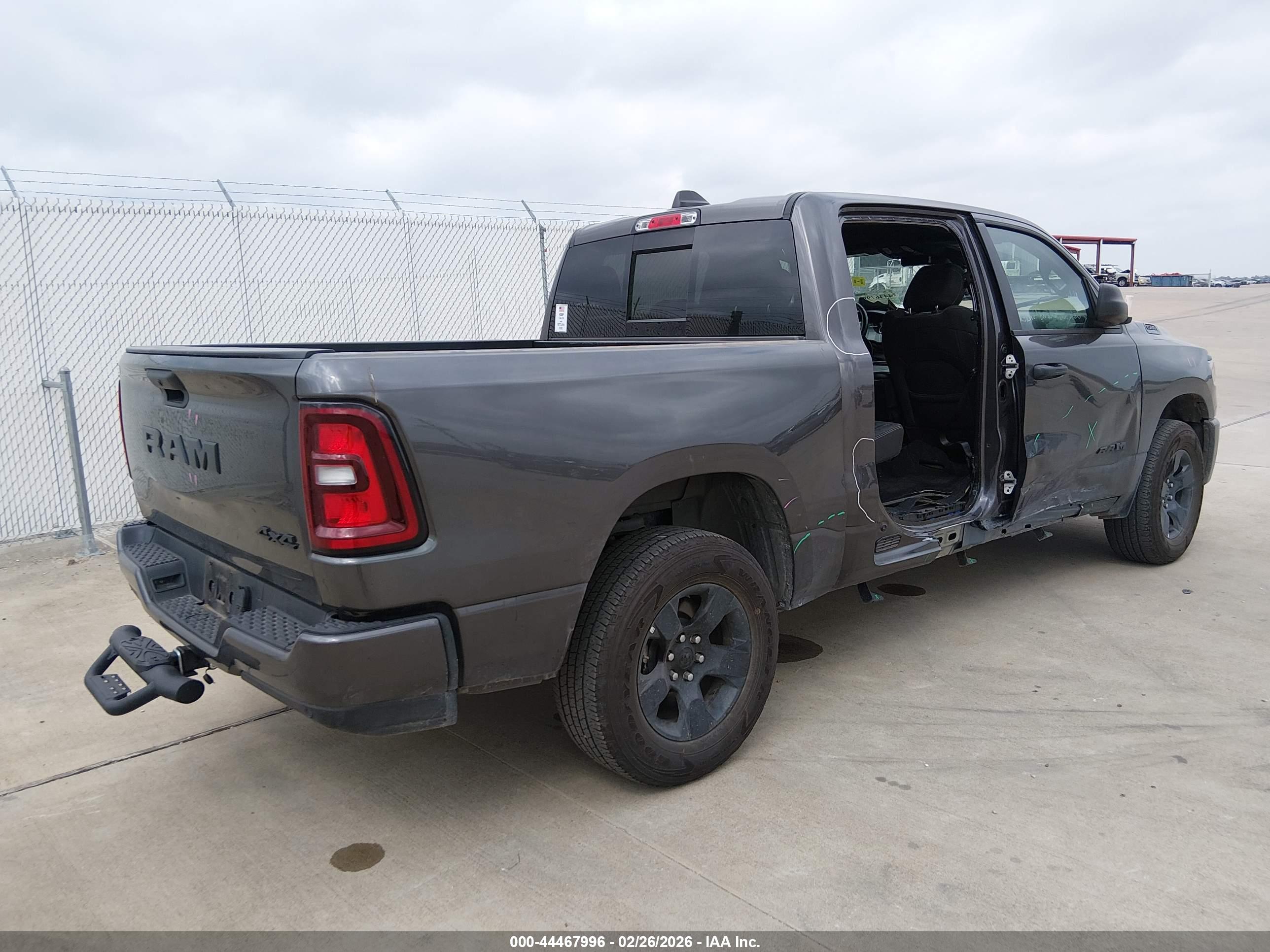 RAM 1500 image 4