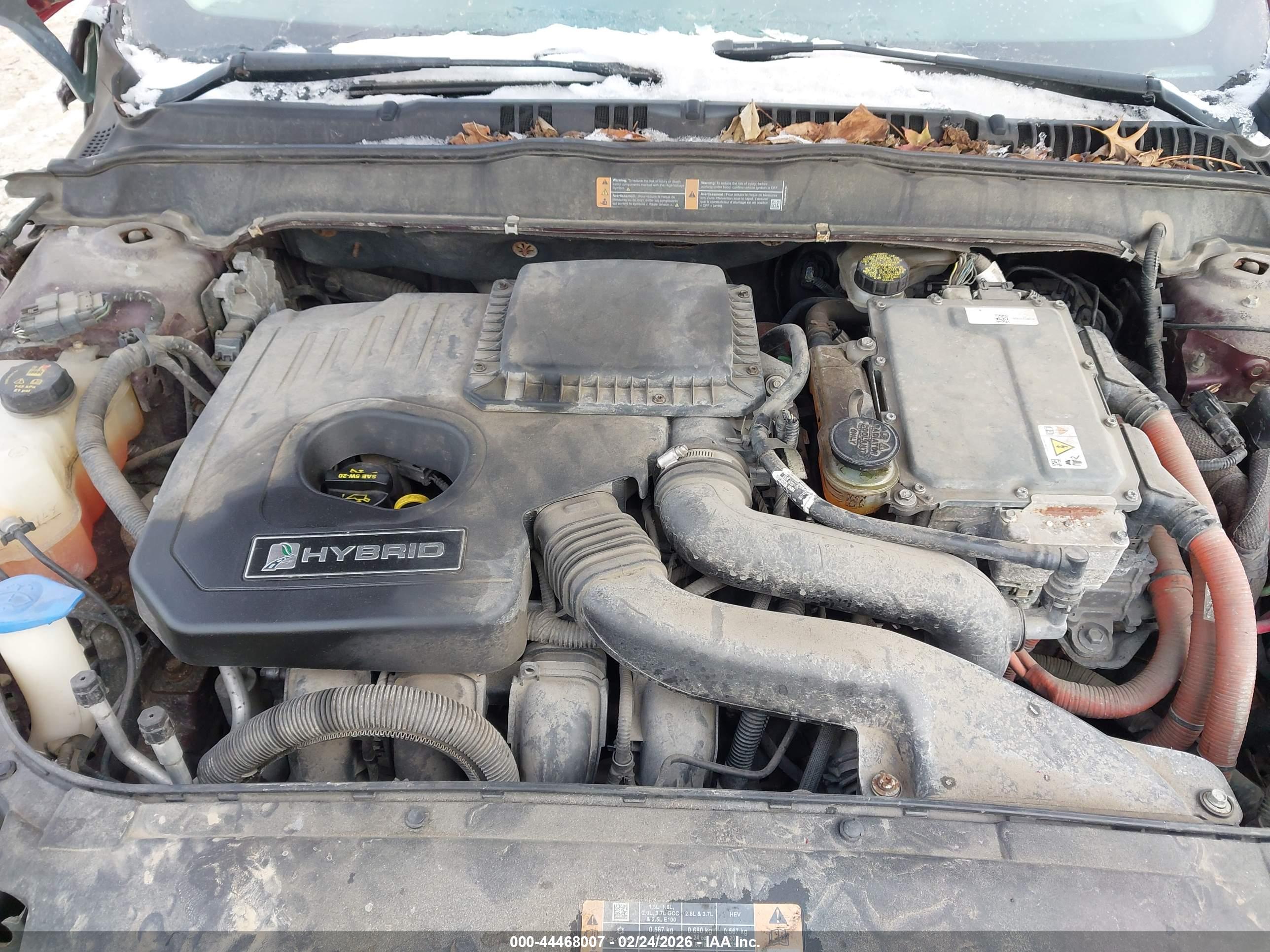 FORD FUSION image 10