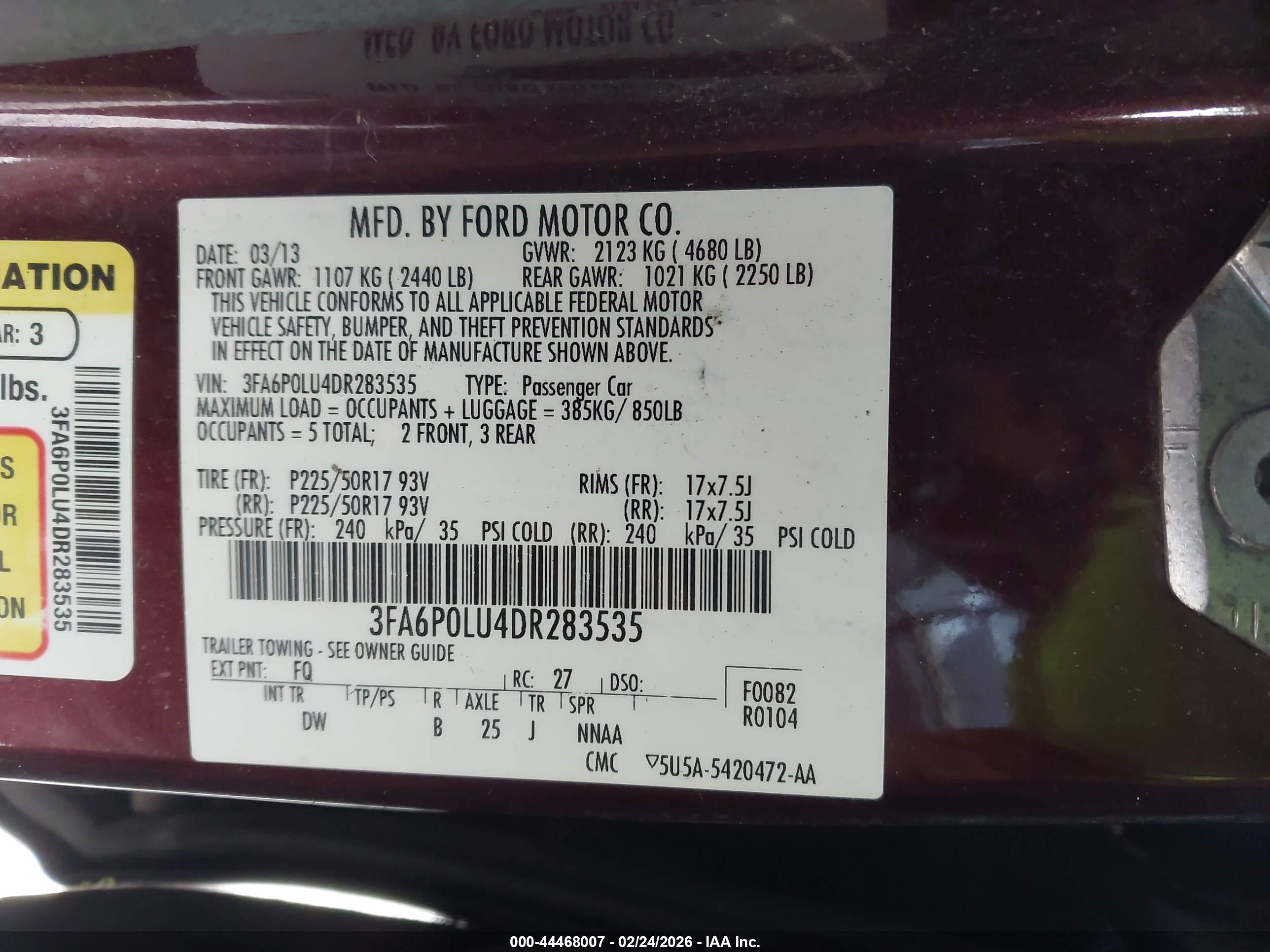 FORD FUSION image 9