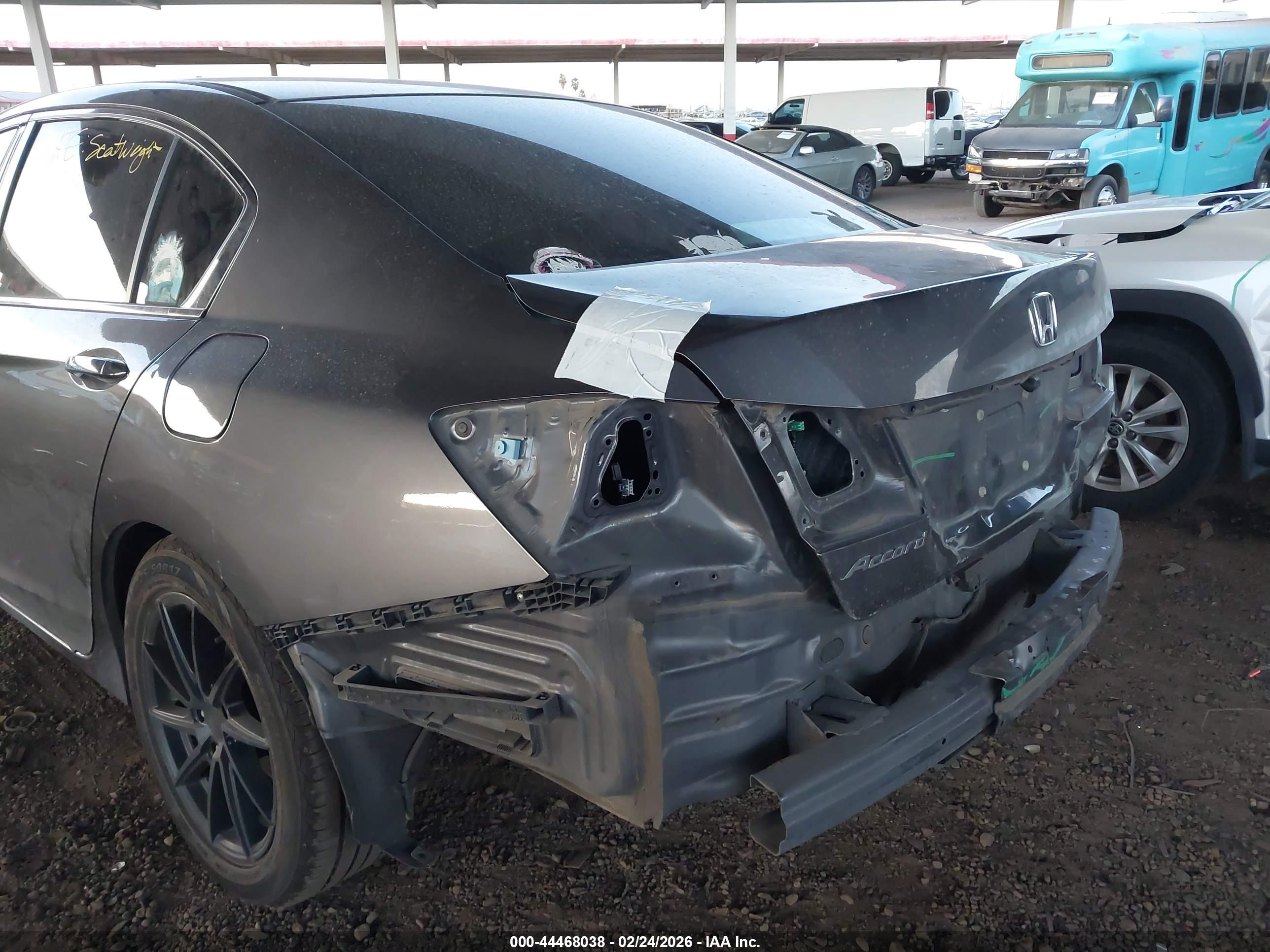 HONDA ACCORD image 6